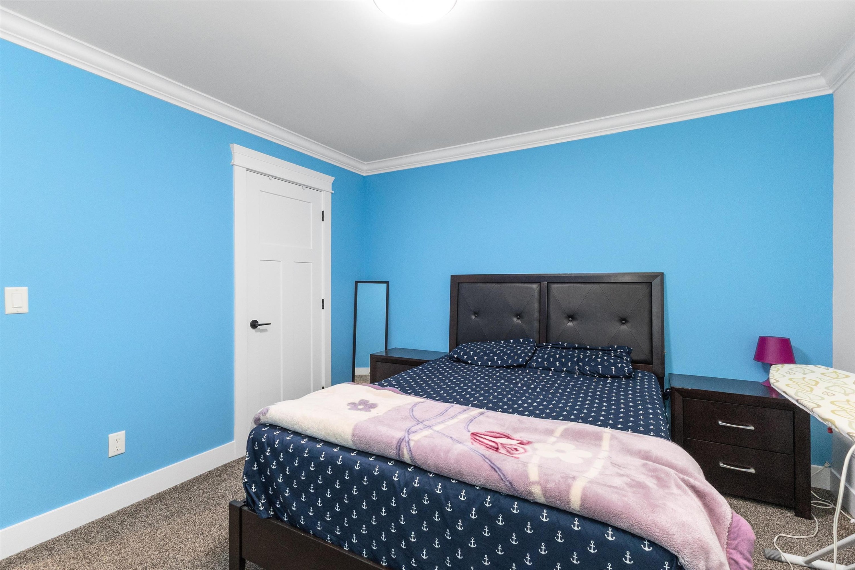 2018 Vinewood Street, Abbotsford, BC