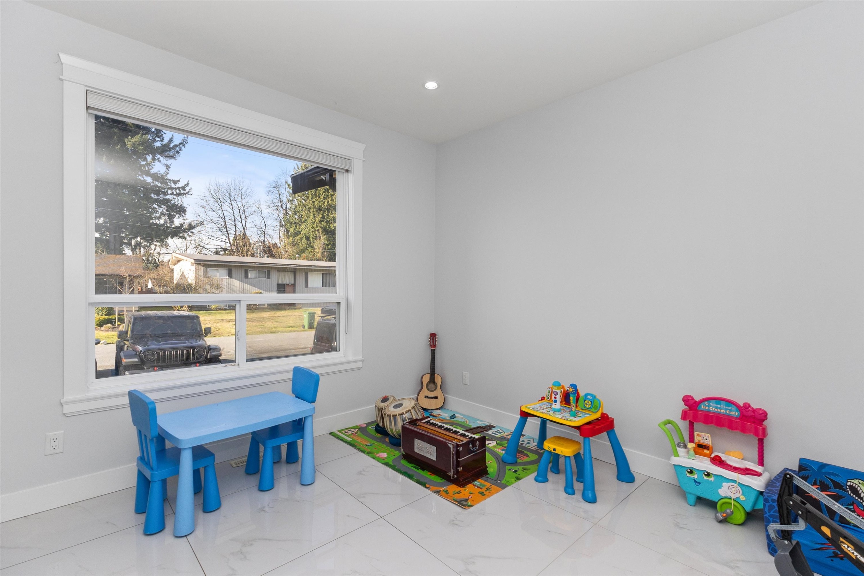 2018 Vinewood Street, Abbotsford, BC