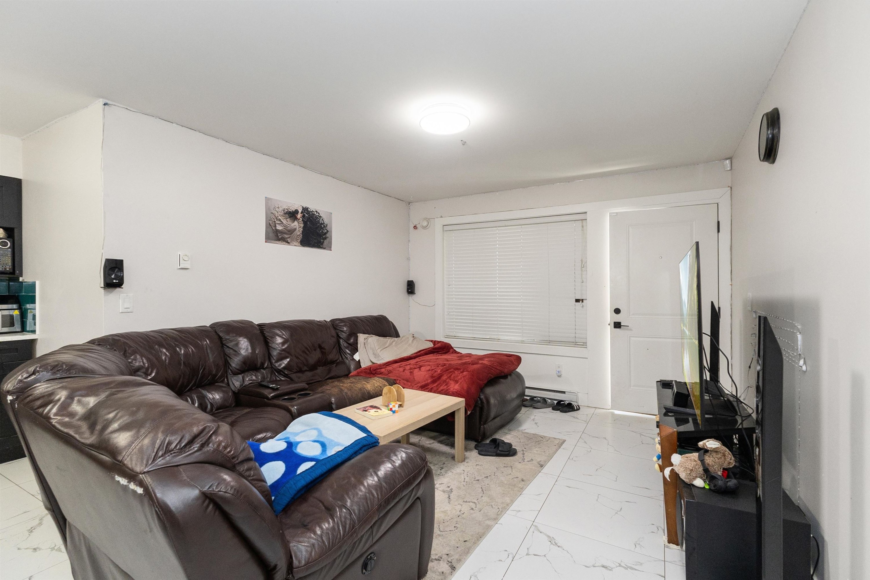 2018 Vinewood Street, Abbotsford, BC