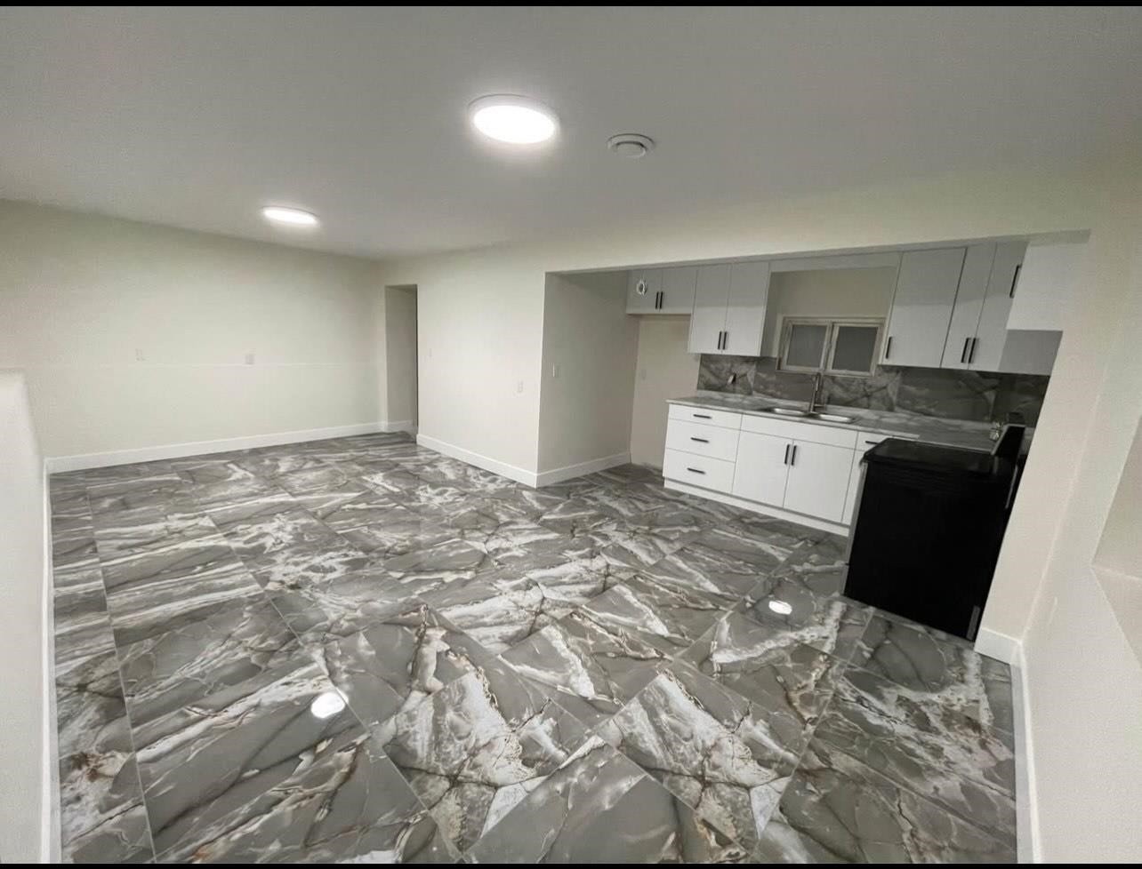 14860 89 Avenue, Surrey, BC