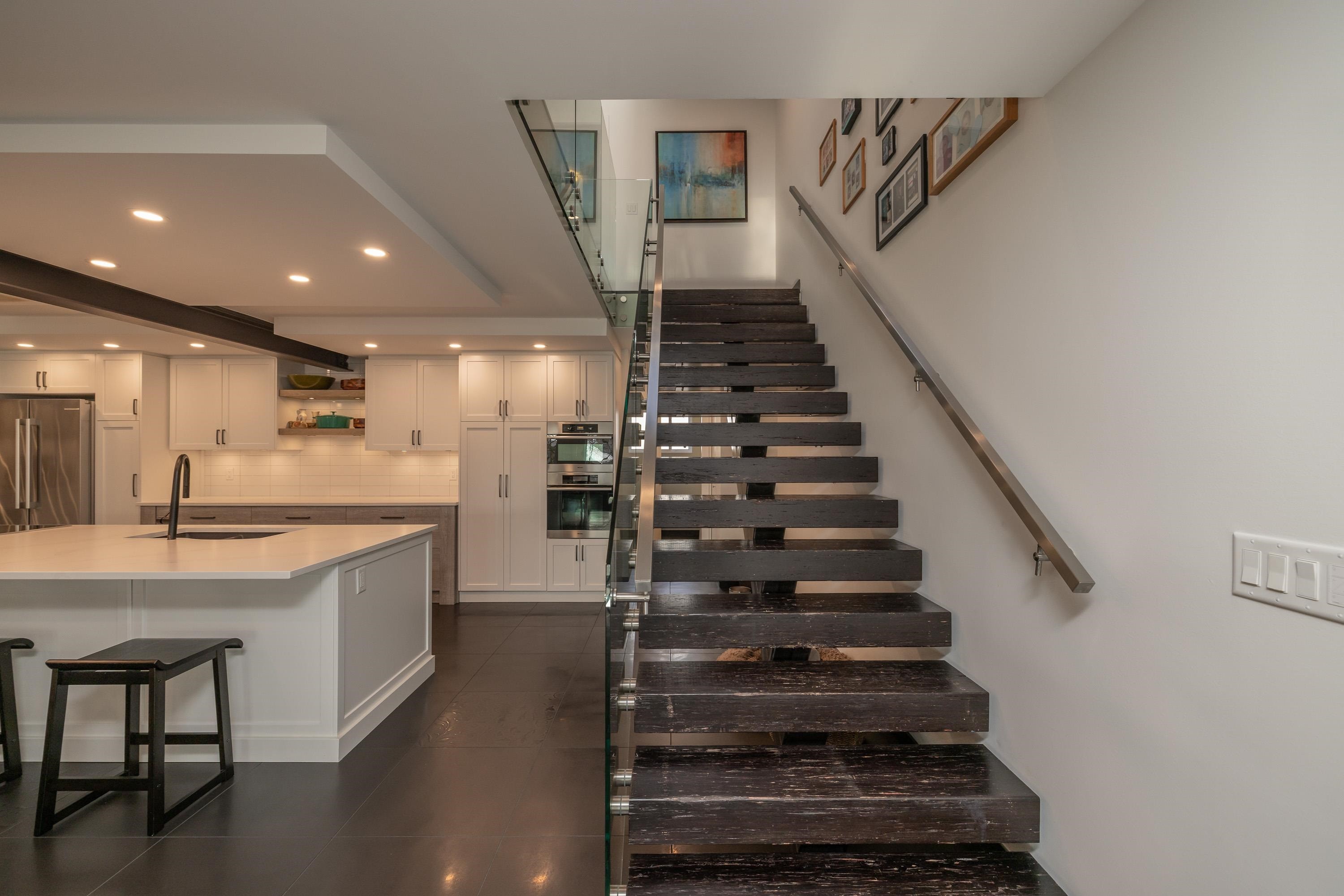 7-15161 Prospect Avenue, White Rock, BC