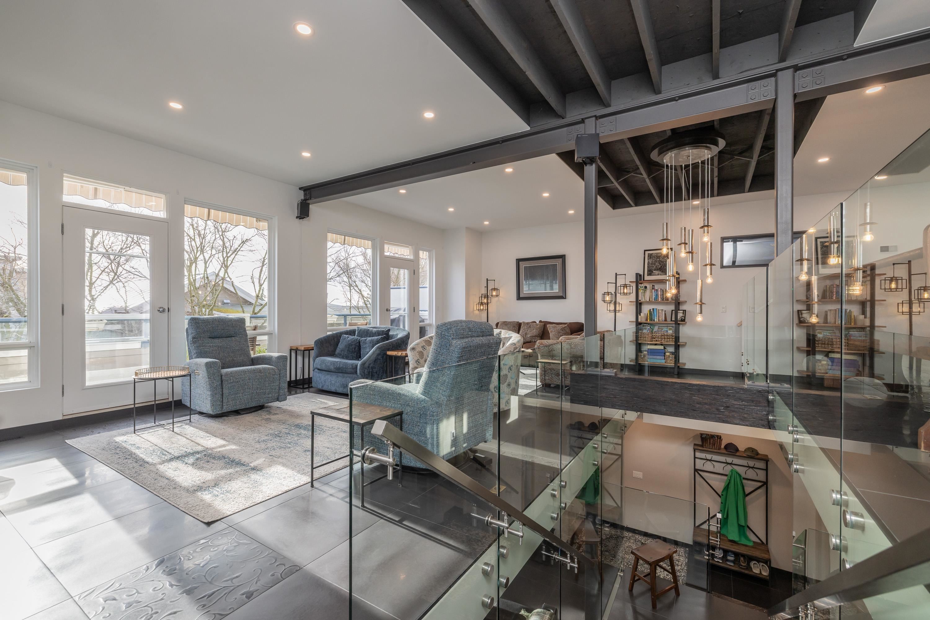 7-15161 Prospect Avenue, White Rock, BC