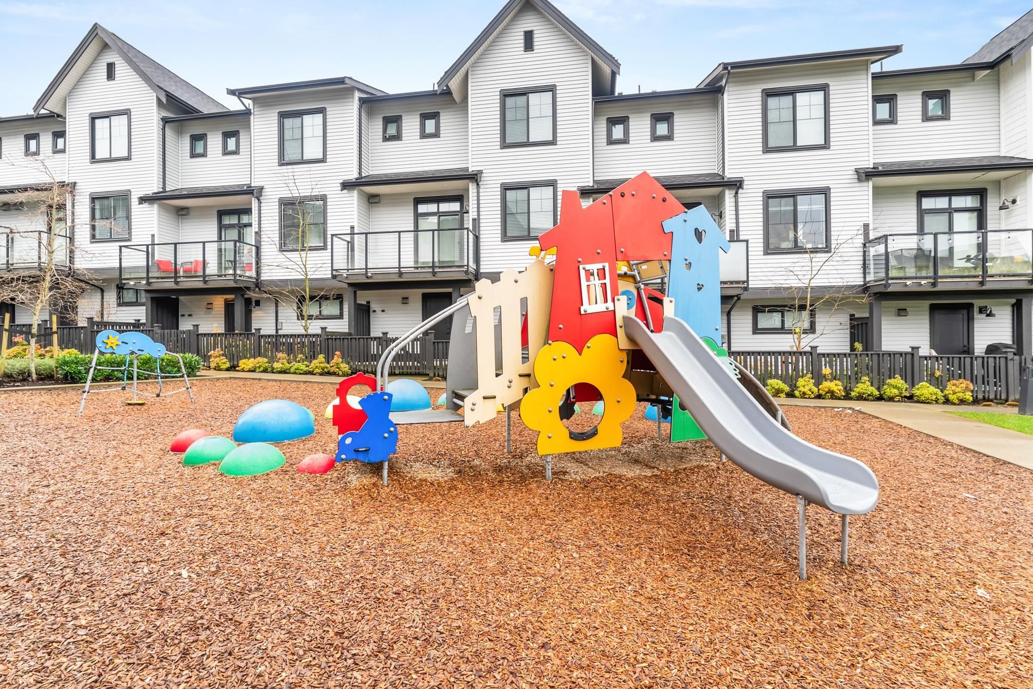 16-7967 197 Street, Langley, BC