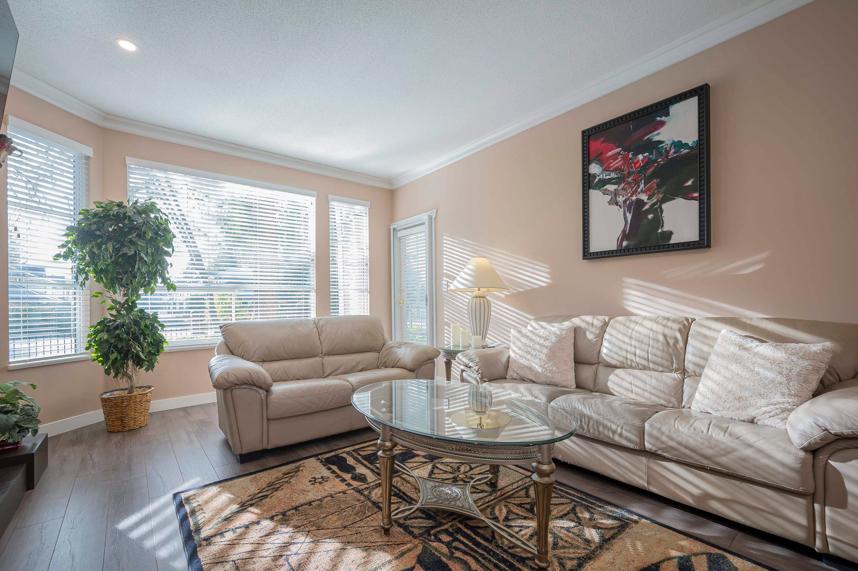 17-10038 150 Street, Surrey, BC