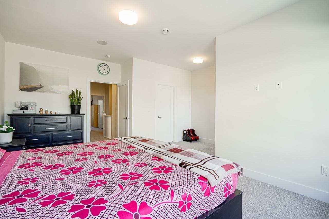 17-5960 142 Street, Surrey, BC