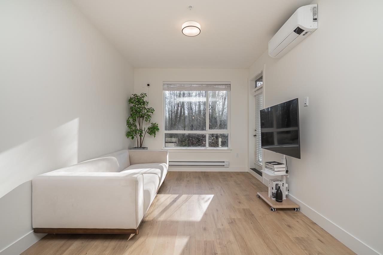 209-7506 199A Street, Langley, BC