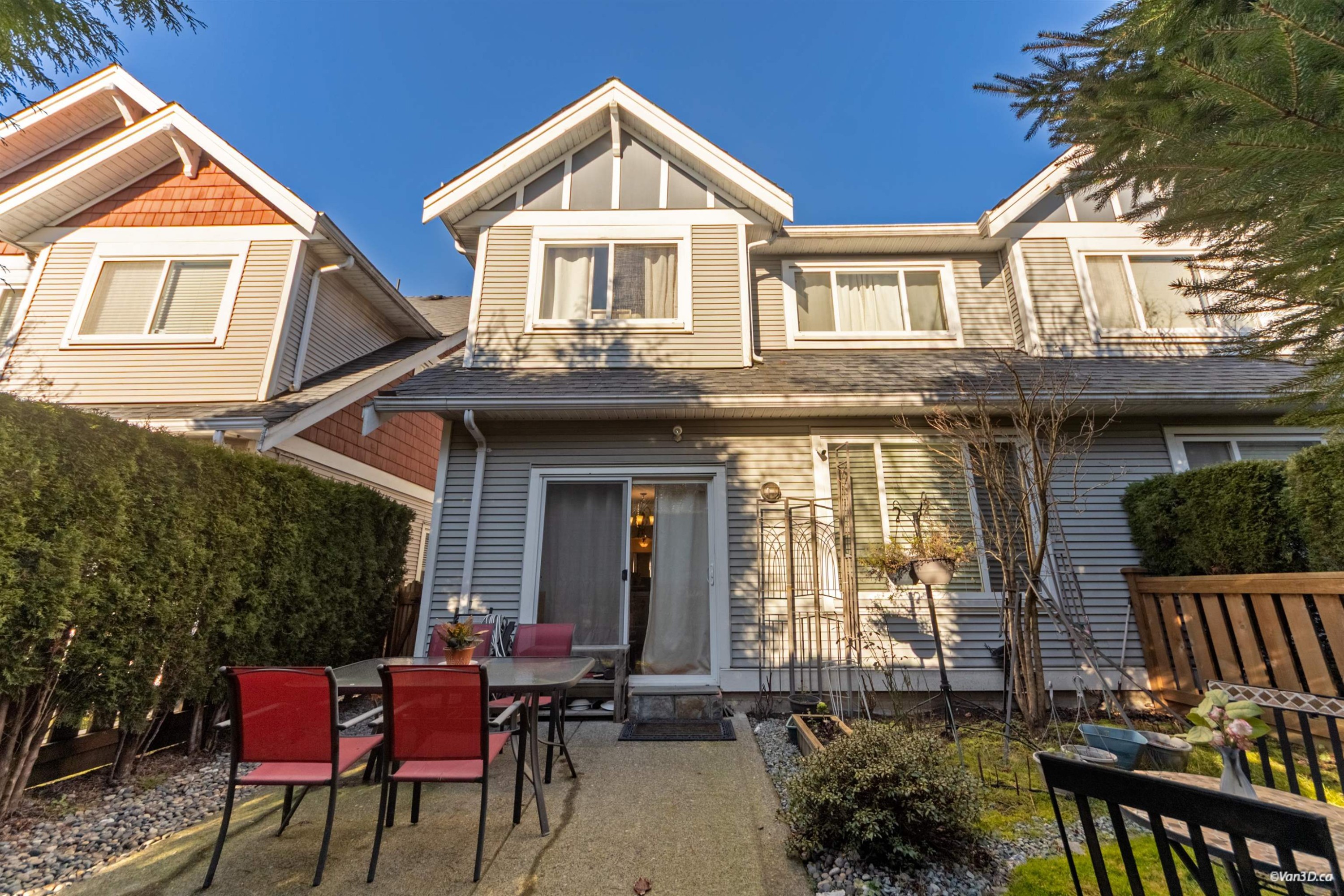 7-19977 71 Avenue, Langley, BC