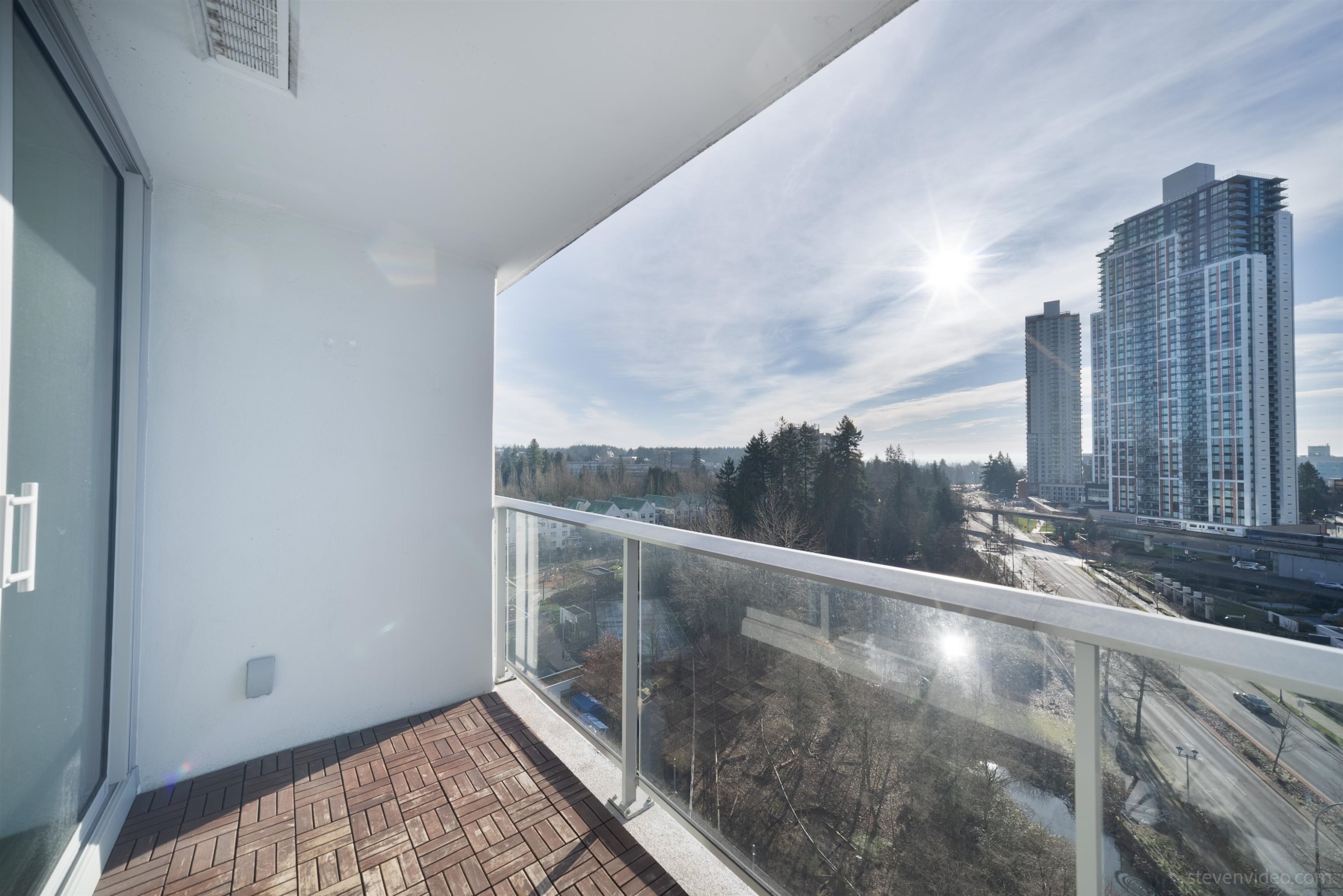 1605-13696 100 Avenue, Surrey, BC