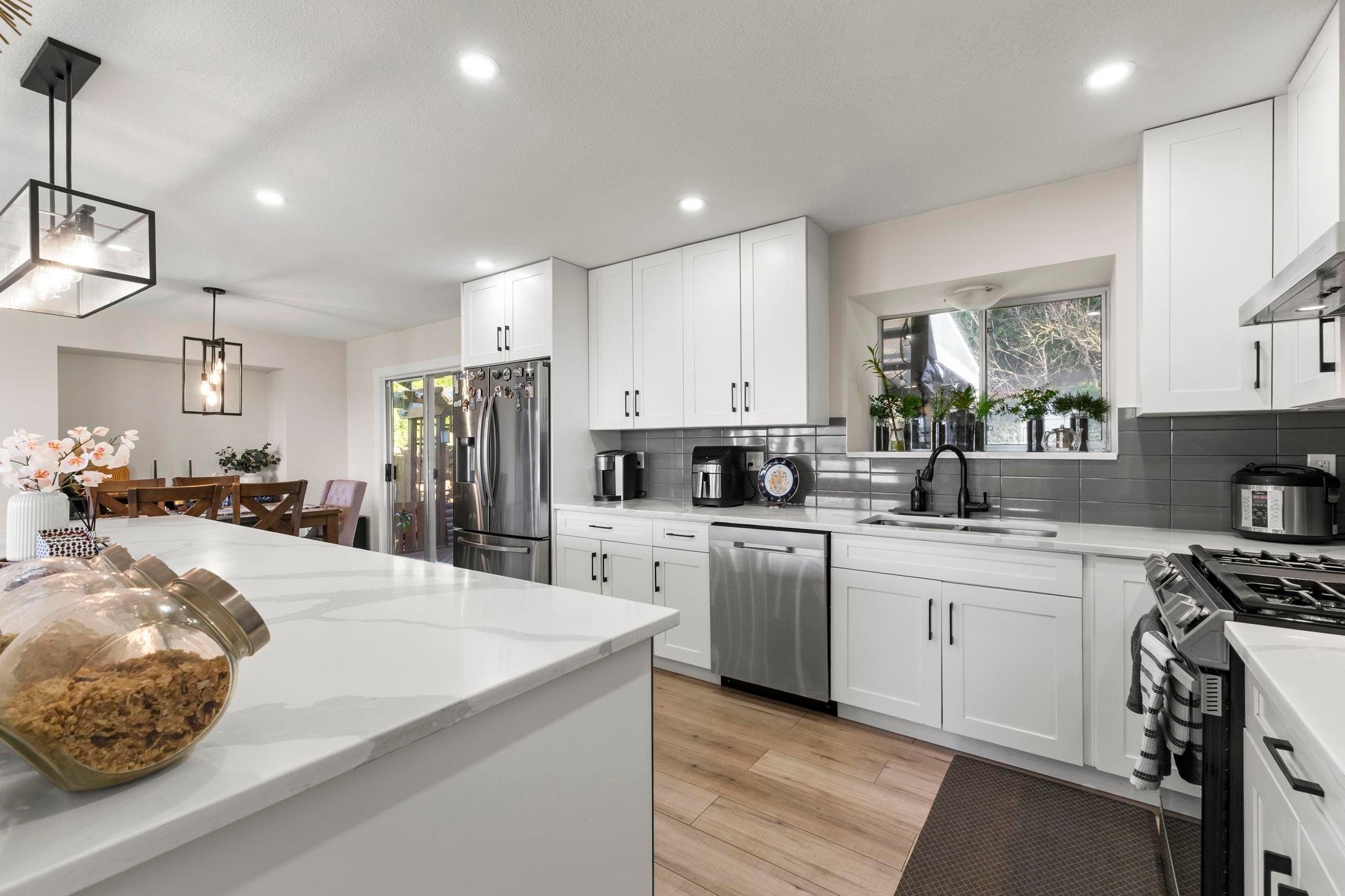 2866 Glenavon Street, Abbotsford, BC