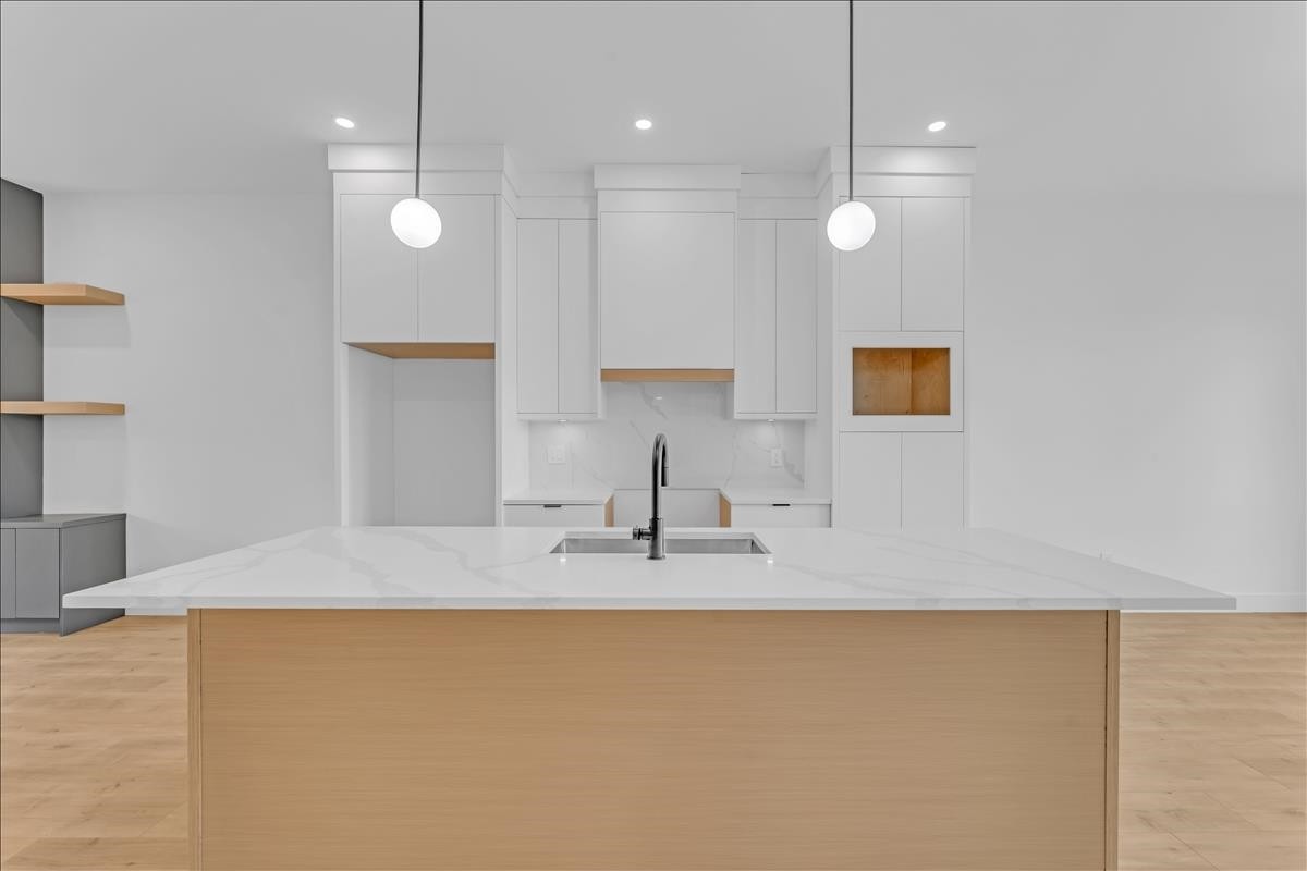 20487 74B Avenue, Langley, BC