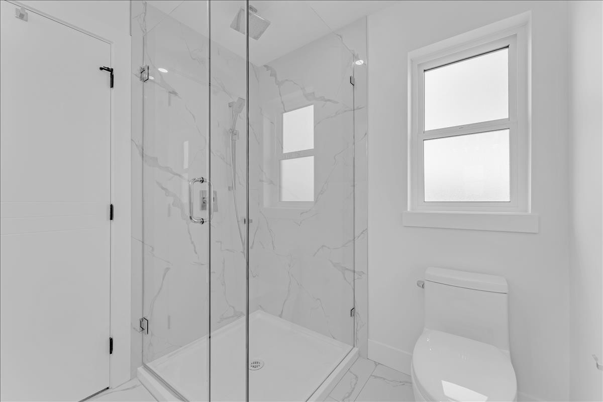 20487 74B Avenue, Langley, BC