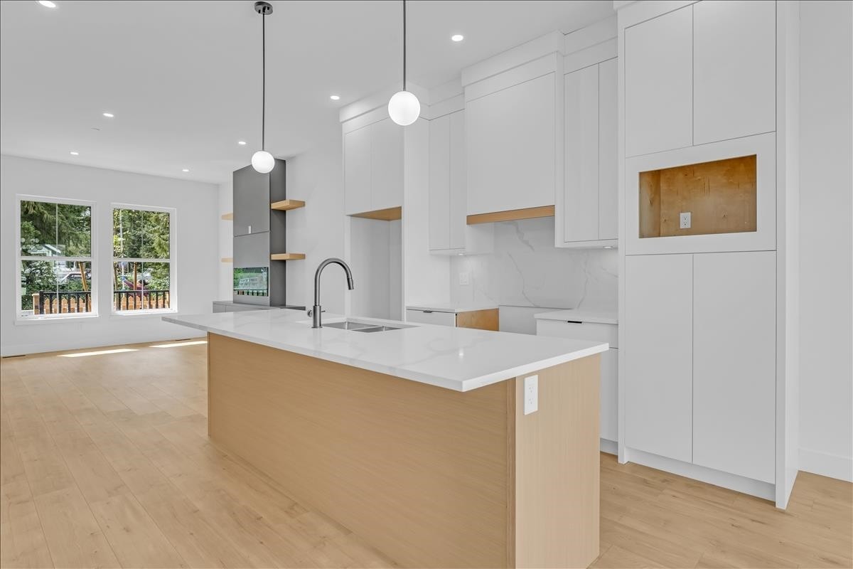 20487 74B Avenue, Langley, BC