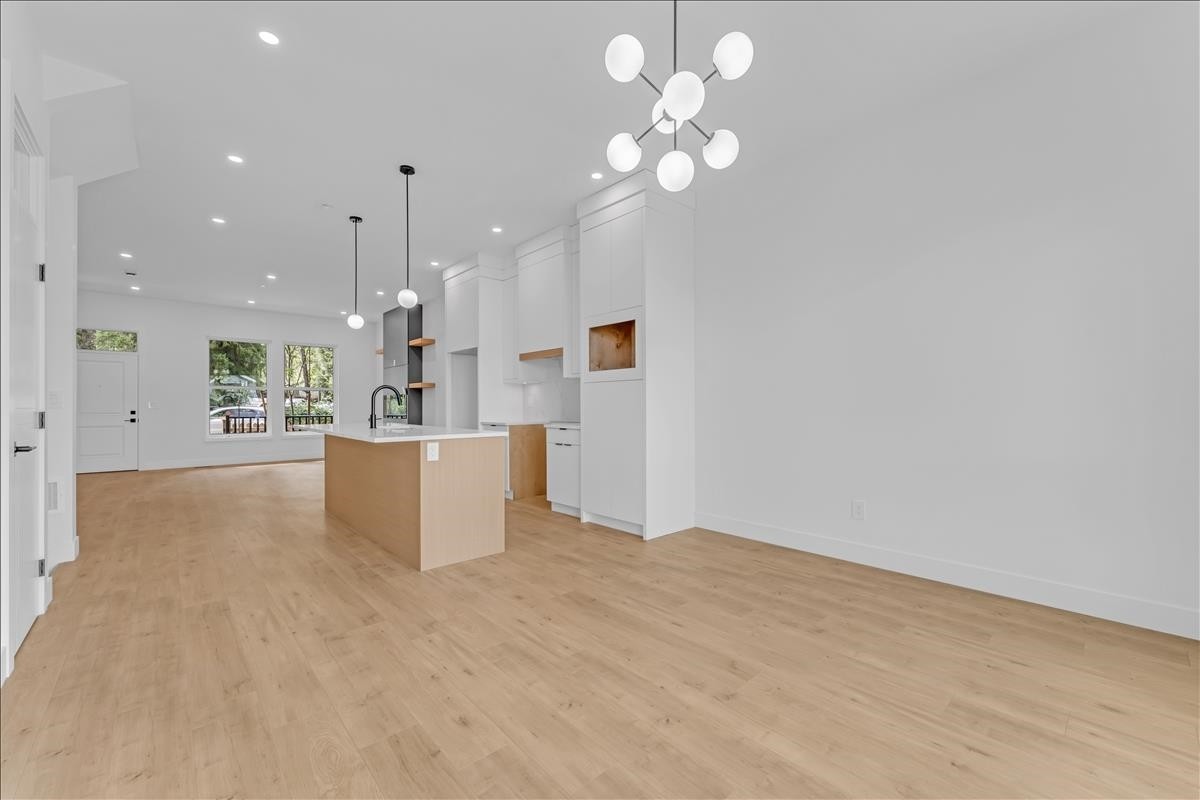 20487 74B Avenue, Langley, BC