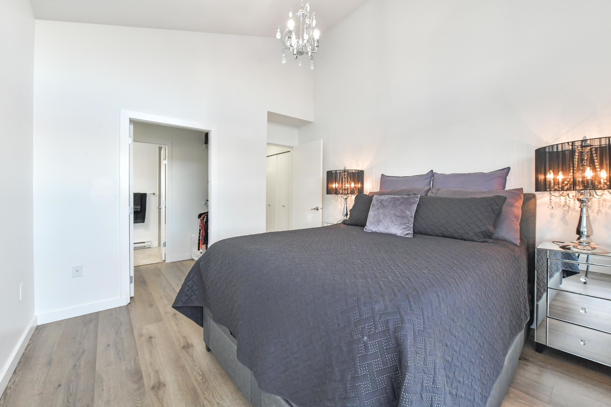 122-6671 121 Street, Surrey, BC