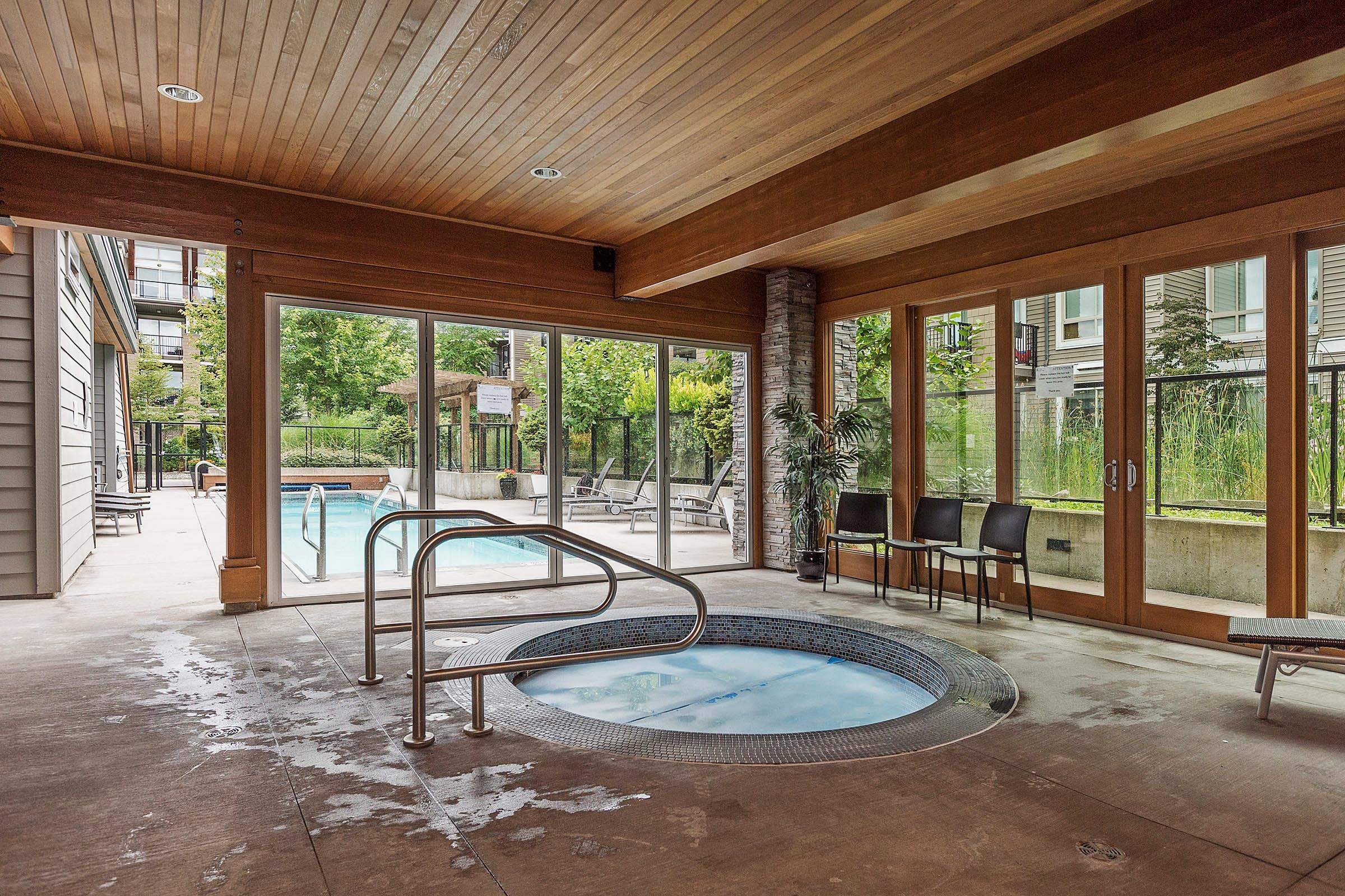 122-6671 121 Street, Surrey, BC