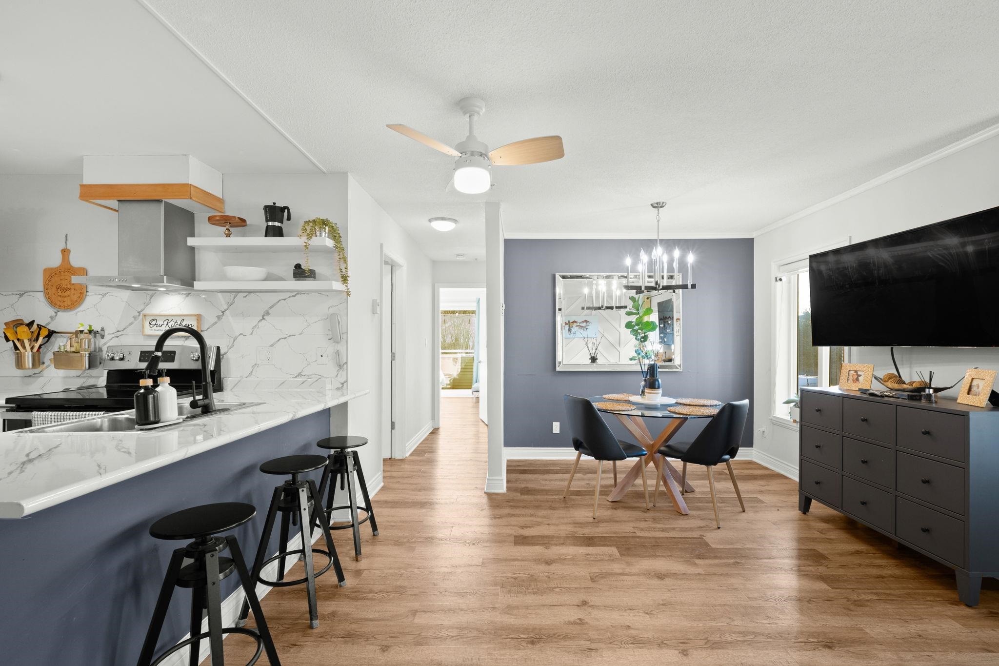 201-12110 80 Avenue, Surrey, BC