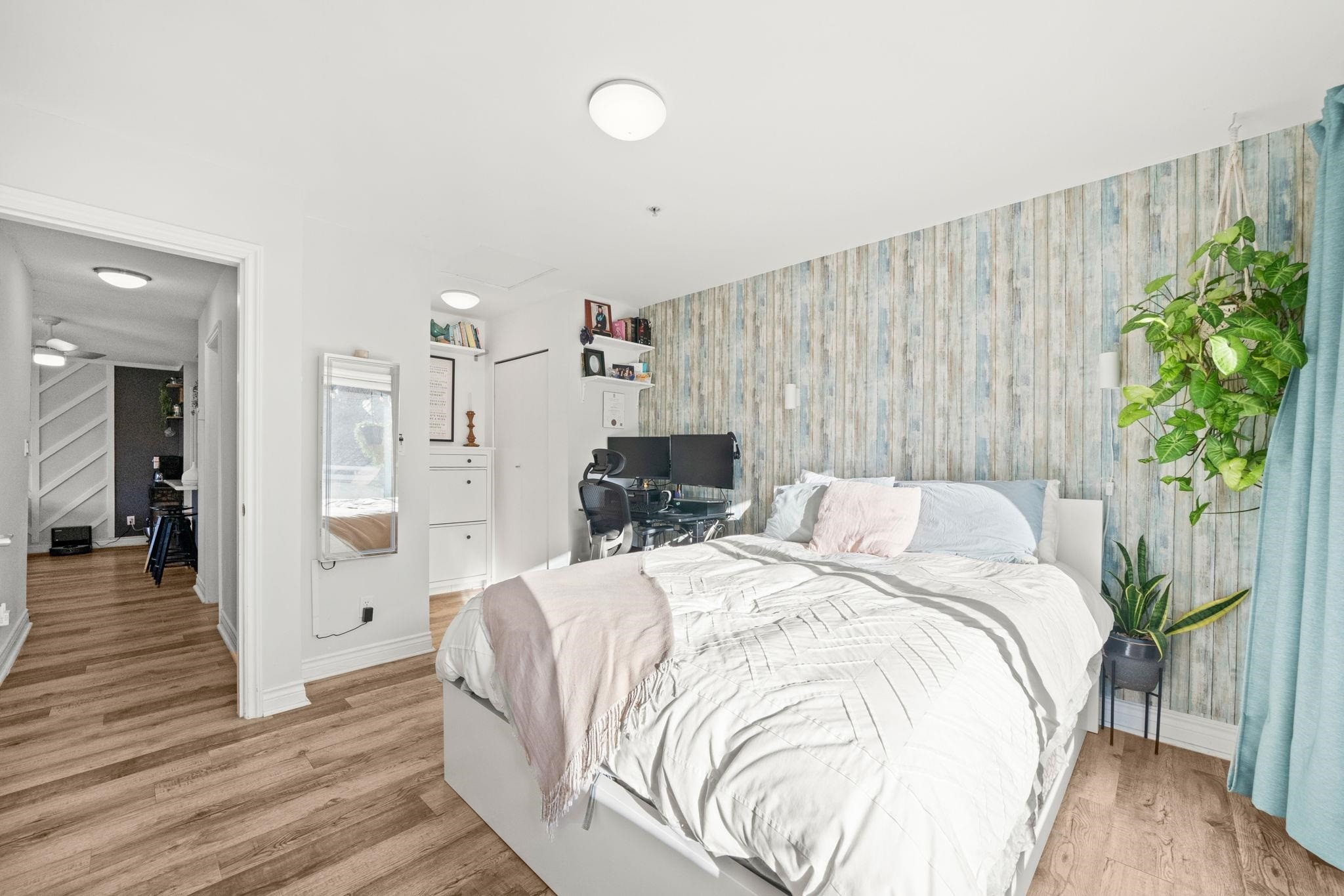 201-12110 80 Avenue, Surrey, BC