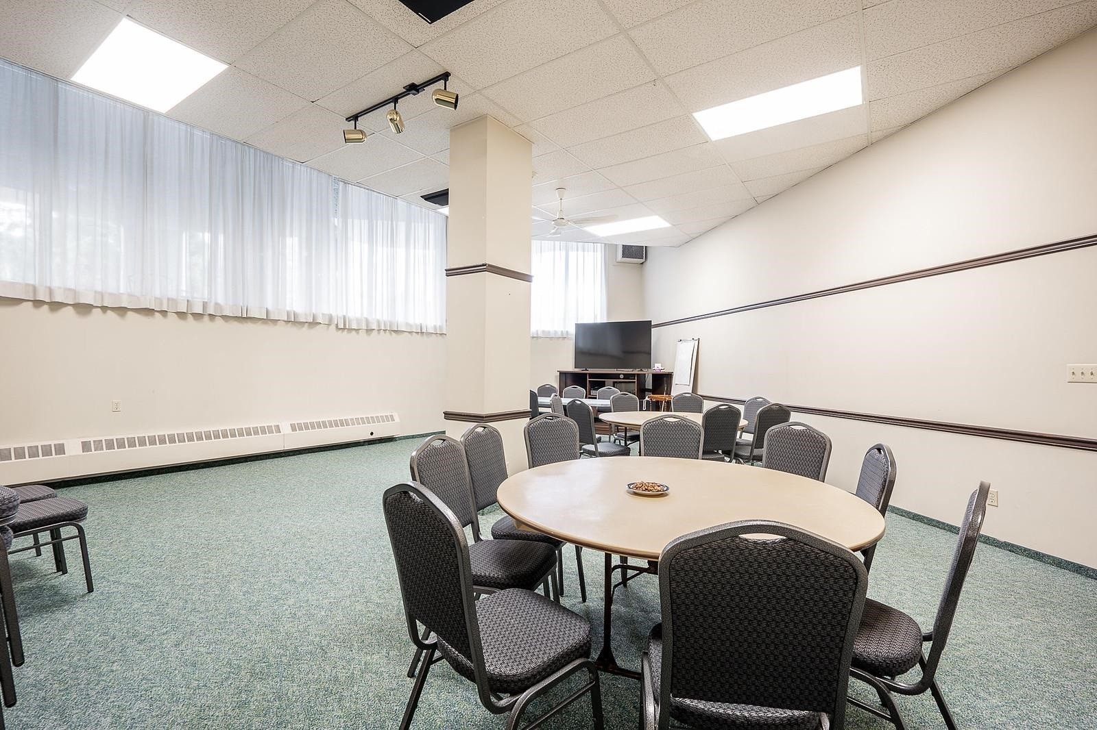 305-11881 88 Avenue, Delta, BC