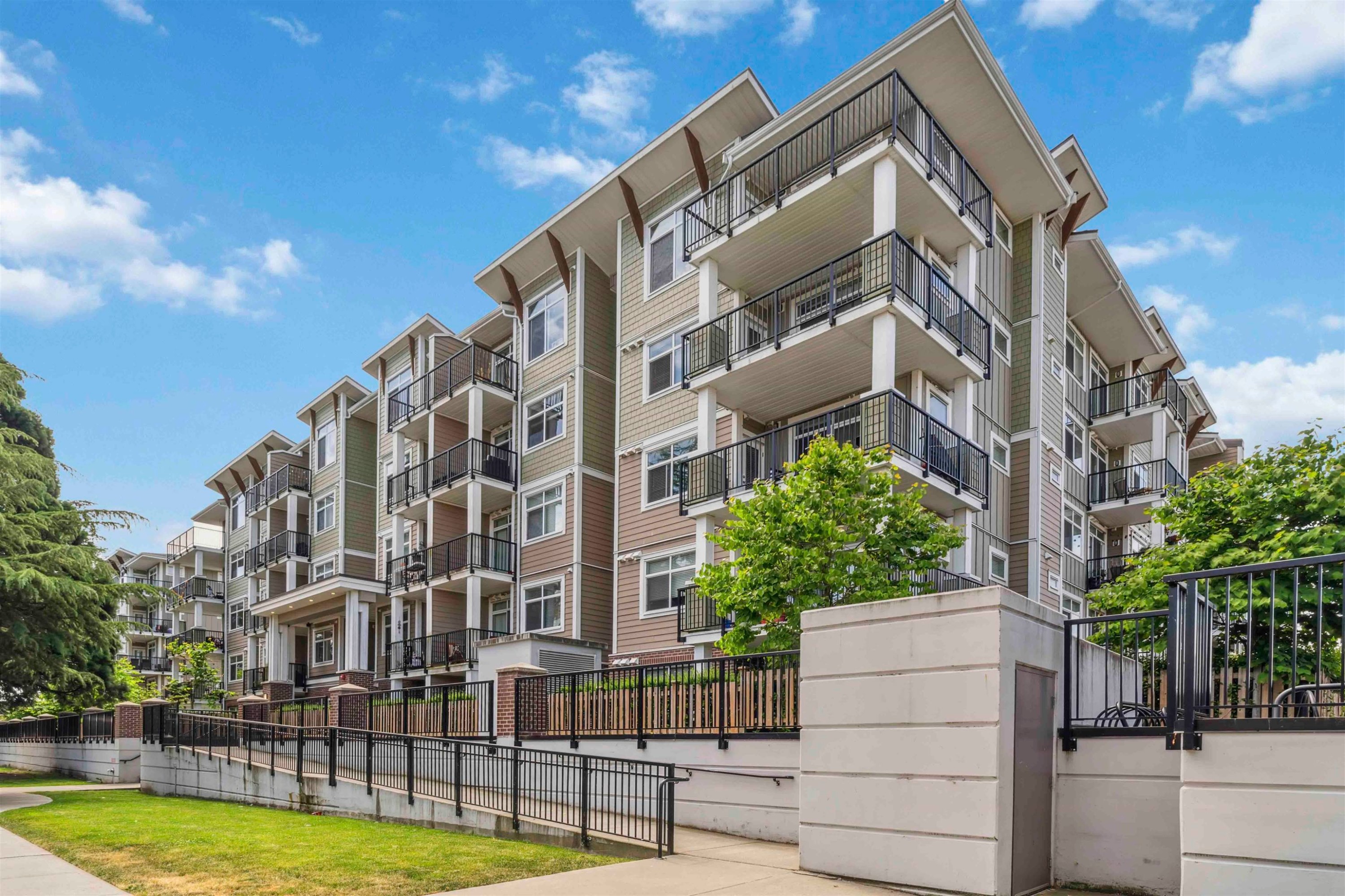 419-20686 Eastleigh Crescent, Langley, BC