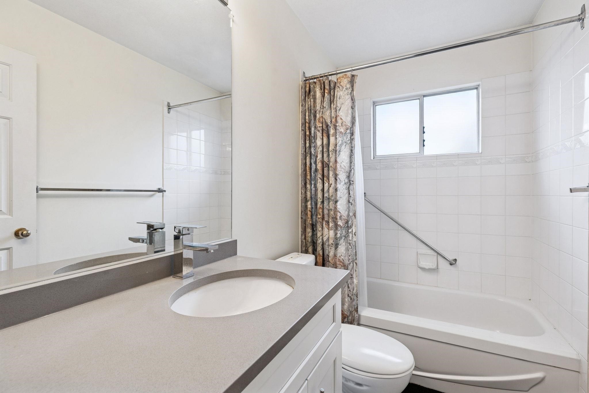 8376 Centre Street, Delta, BC