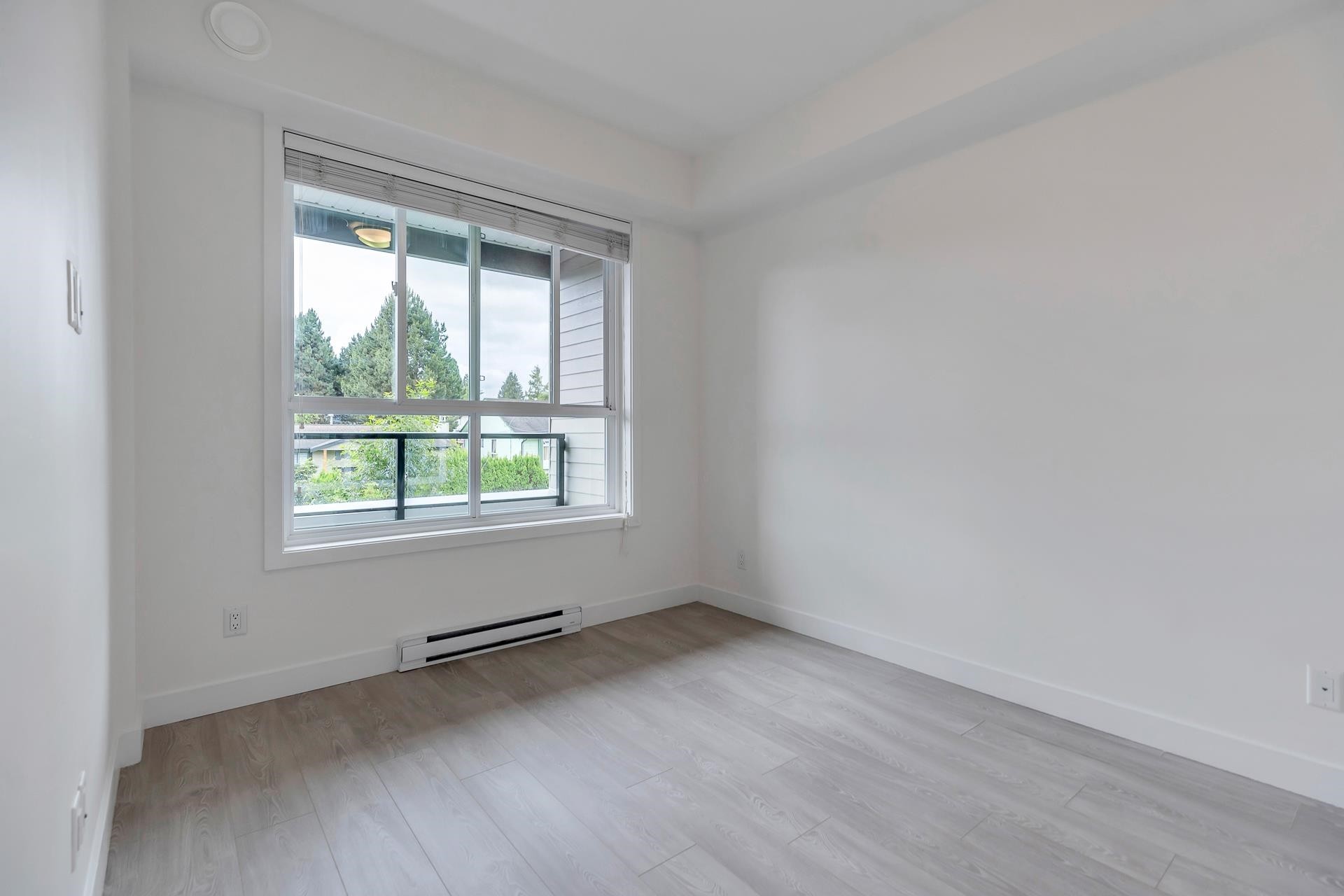 204-19567 64 Avenue, Surrey, BC