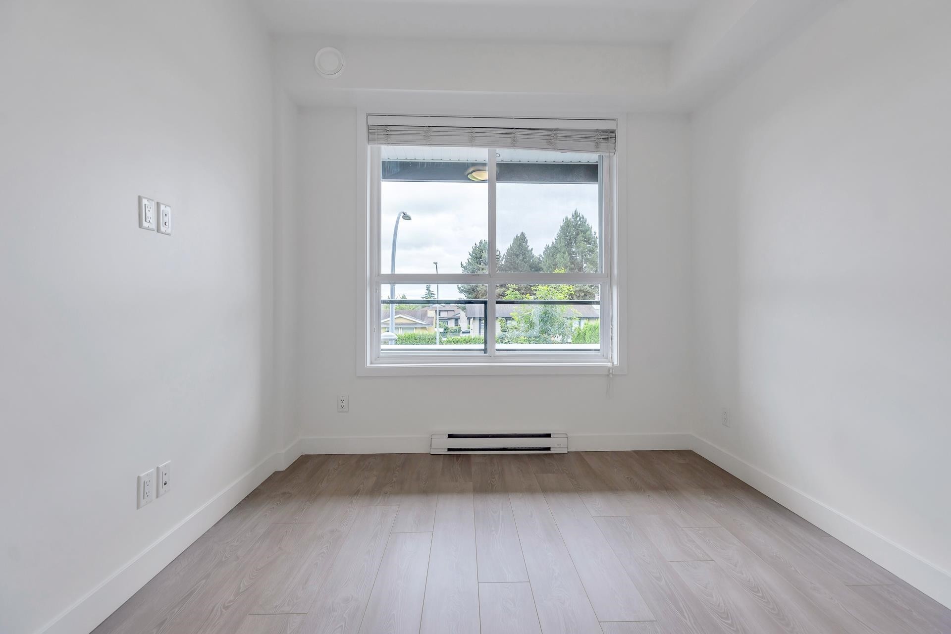 204-19567 64 Avenue, Surrey, BC