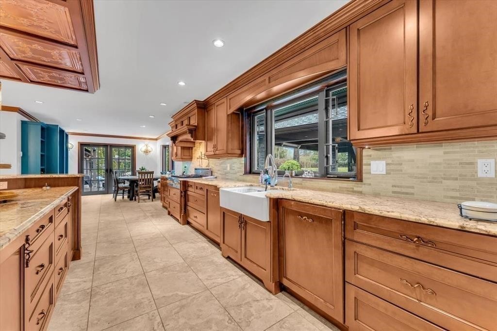 20077 Fernridge Crescent, Langley, BC