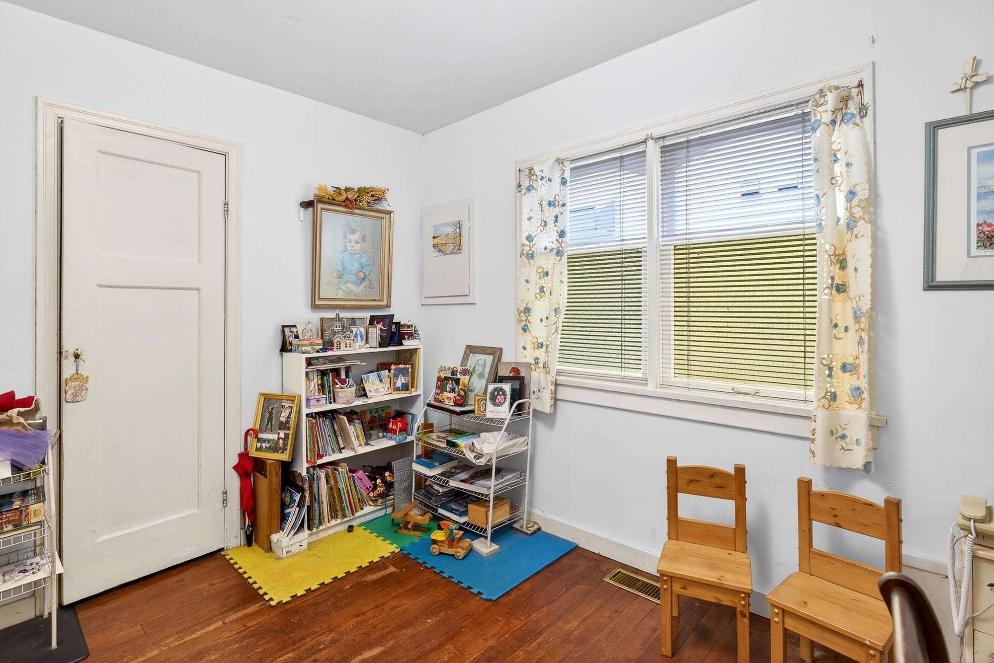 18753 60 Avenue, Surrey, BC