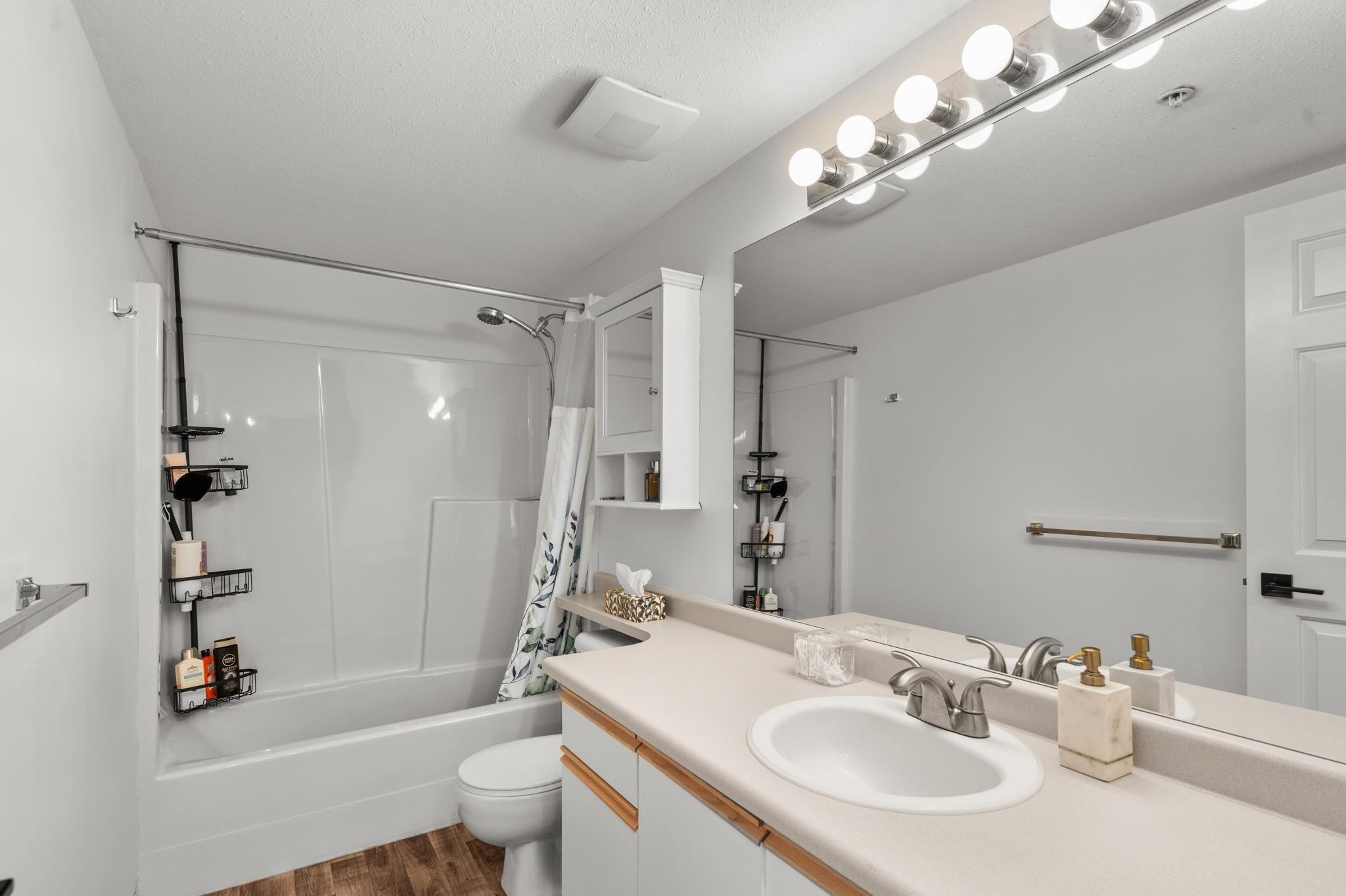 208-20881 56 Avenue, Langley, BC