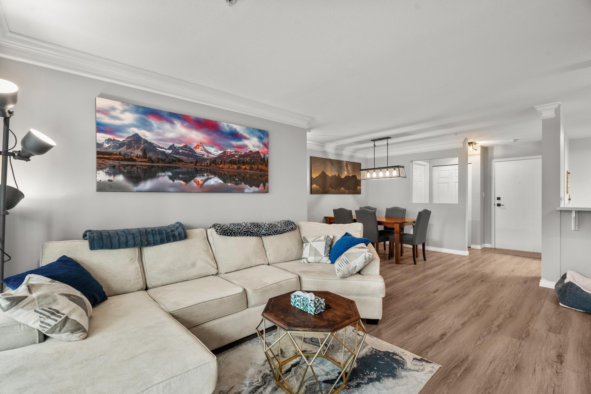 208-20881 56 Avenue, Langley, BC