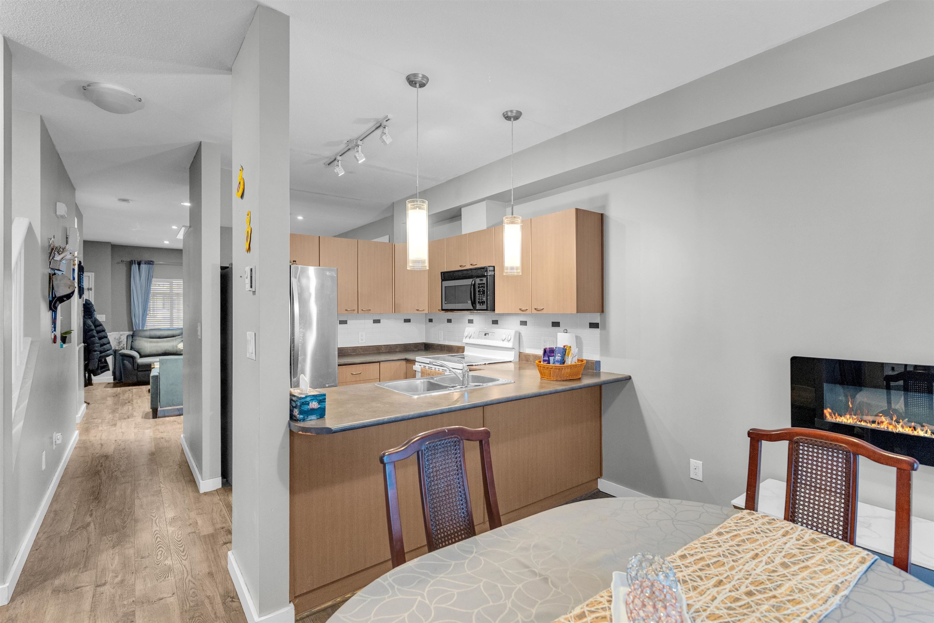 49-18701 66 Avenue, Surrey, BC