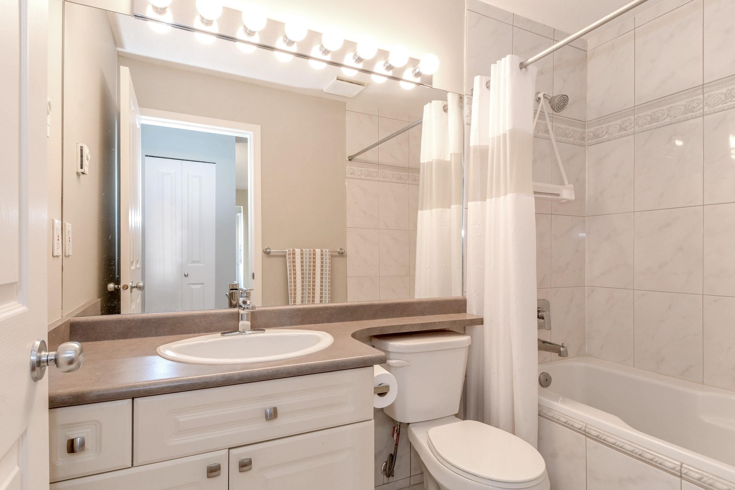 306-19750 64Th Avenue, Langley, BC