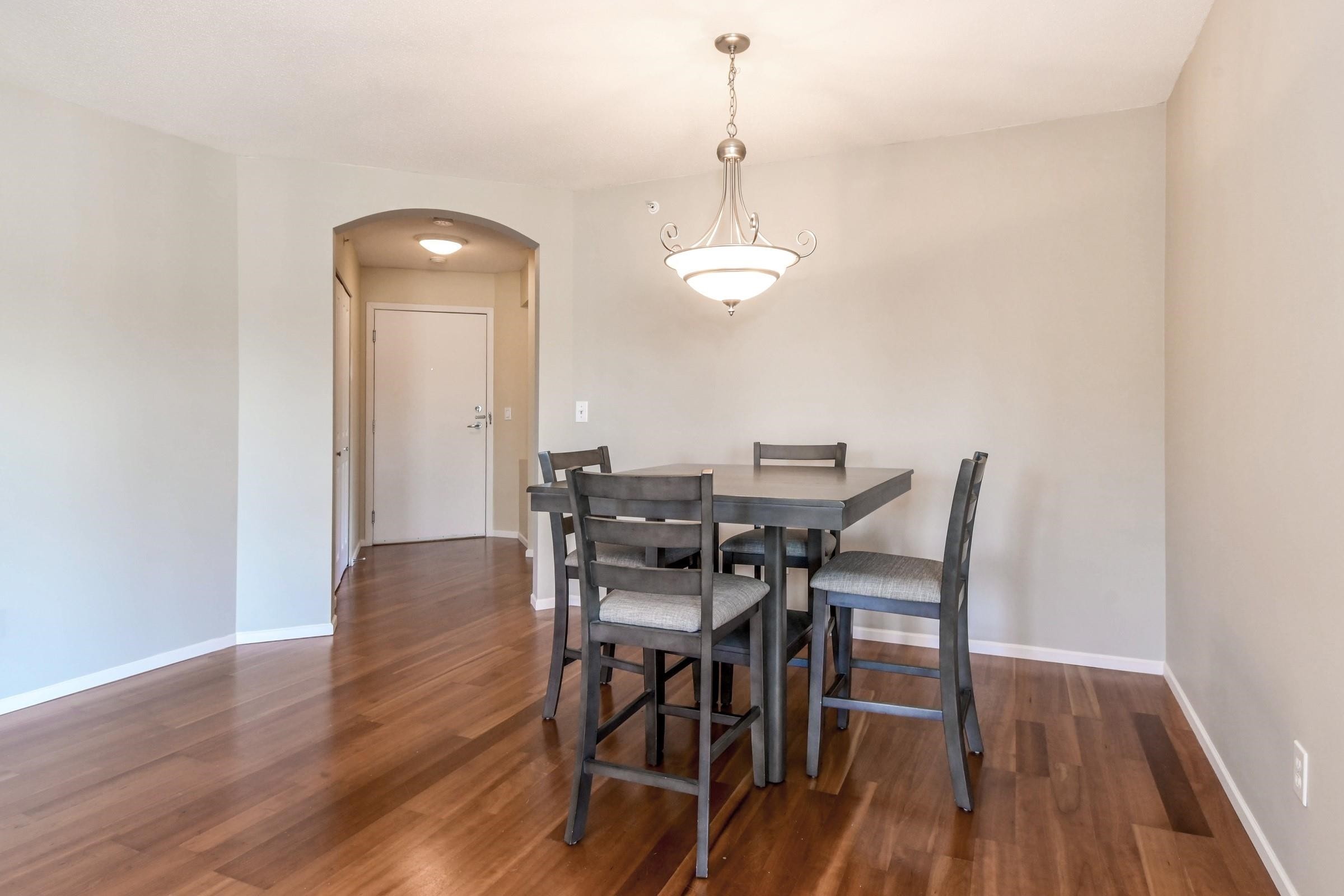 306-19750 64Th Avenue, Langley, BC