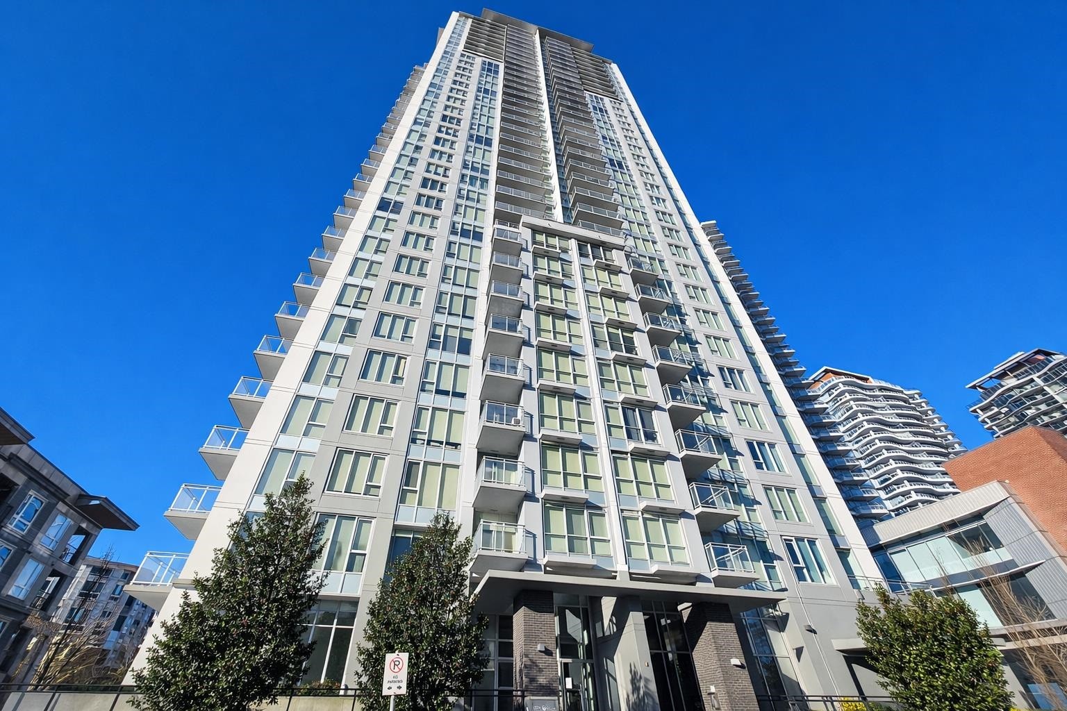 1508-13325 102A, Surrey, BC