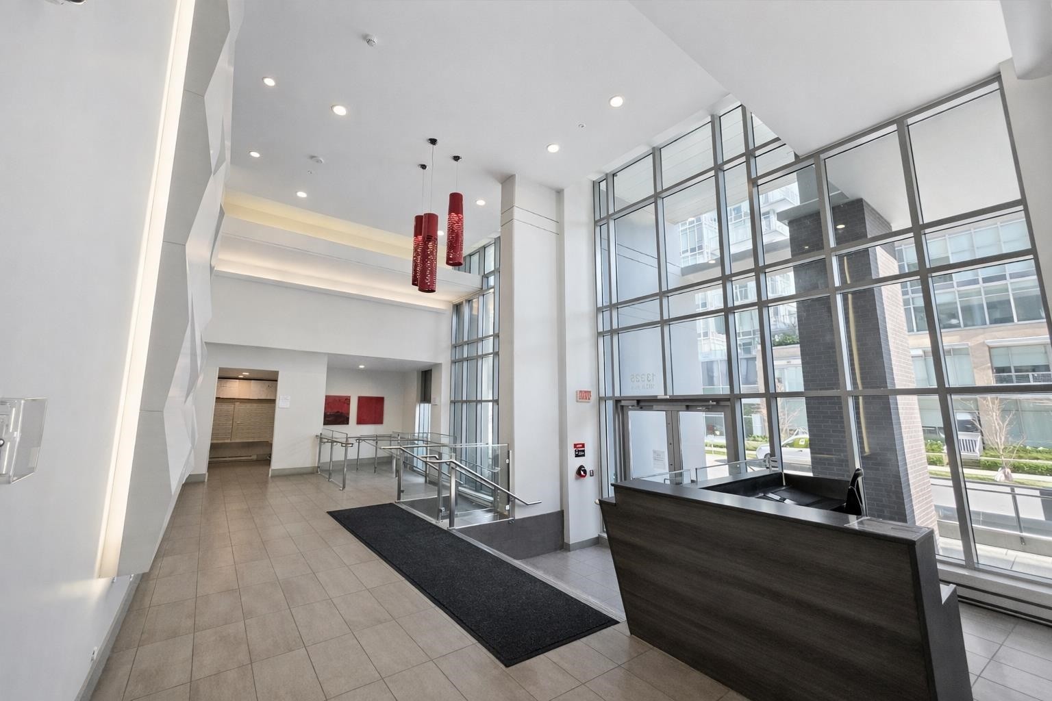 1508-13325 102A, Surrey, BC