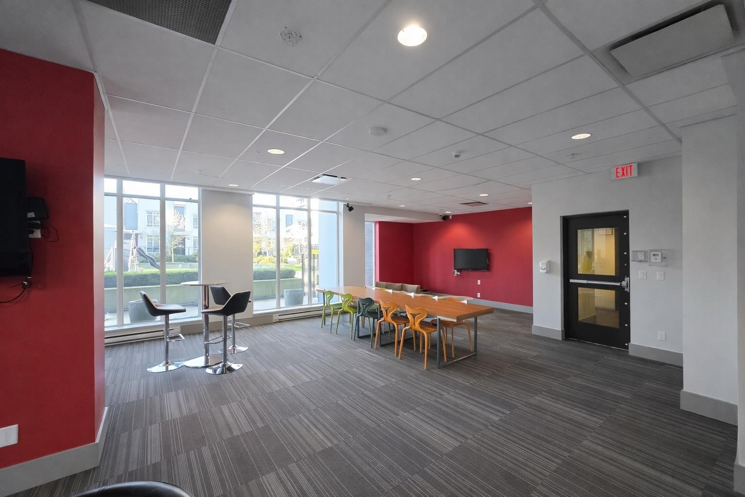 1508-13325 102A, Surrey, BC