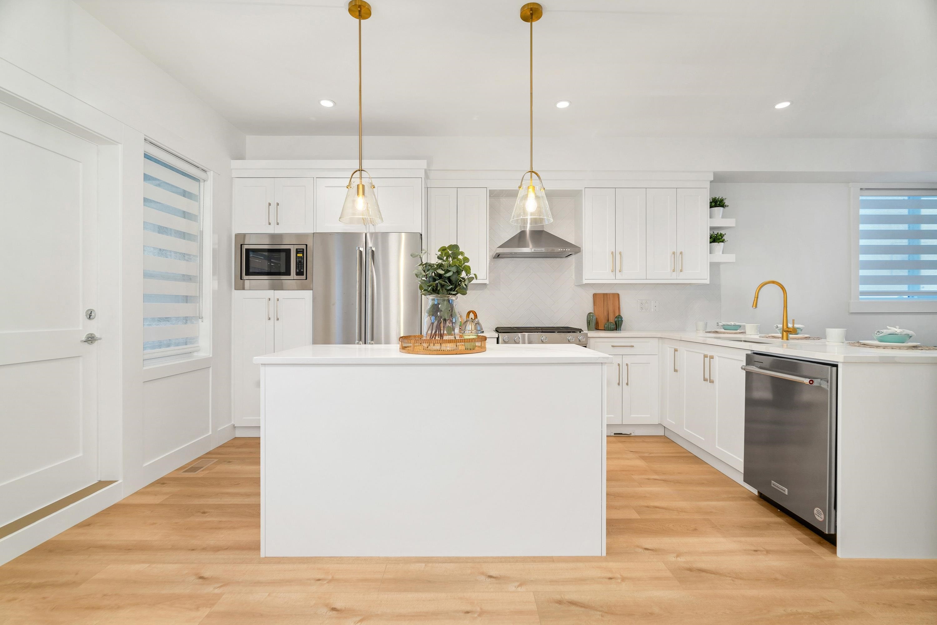 14-9762 182A Street, Surrey, BC