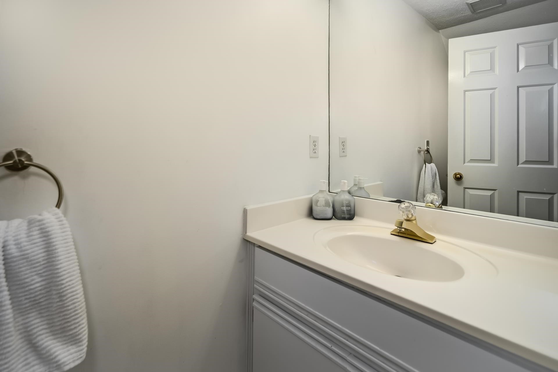 410-6866 Nicholson Road, Delta, BC