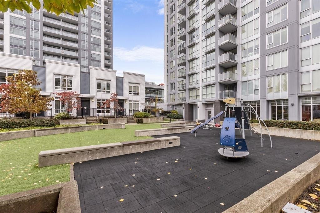 808-13325 102A Avenue, Surrey, BC