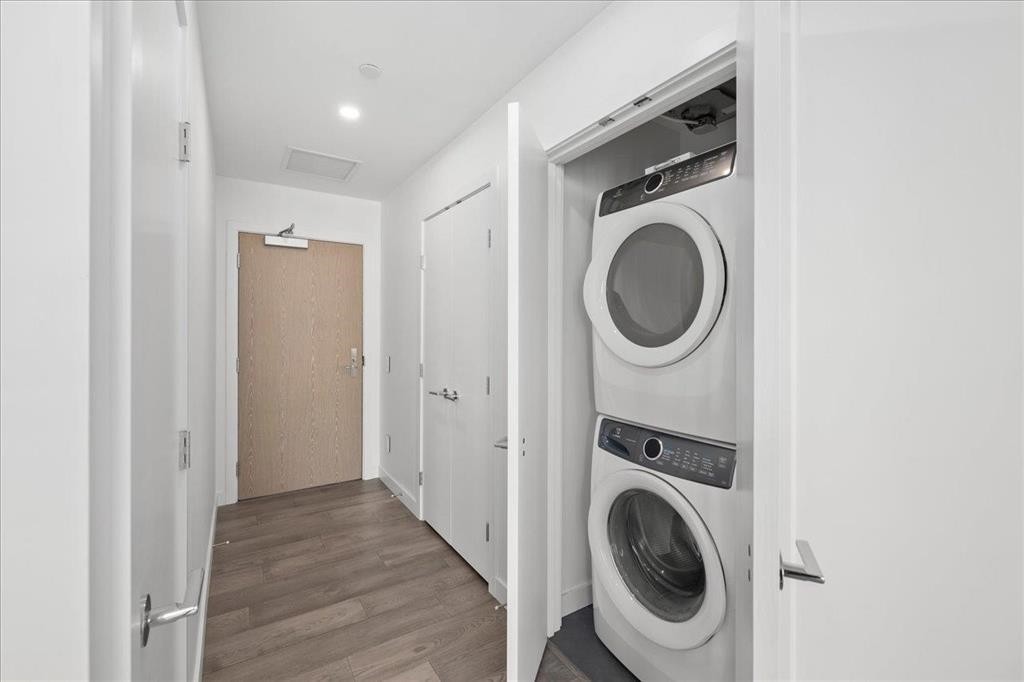 902-1441 Johnston Road, White Rock, BC