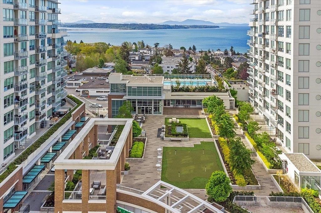 902-1441 Johnston Road, White Rock, BC