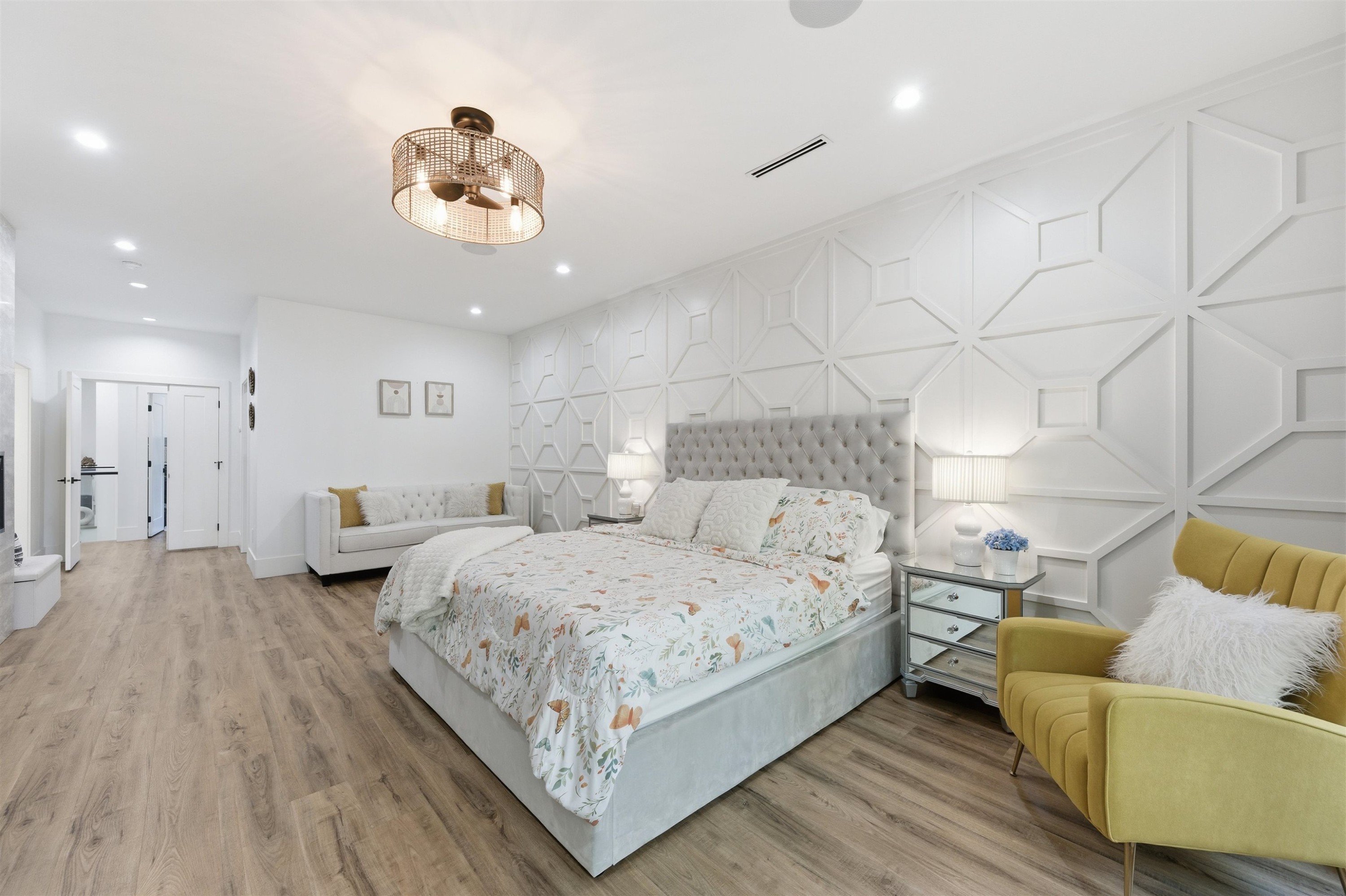 13125 24 Avenue, Surrey, BC