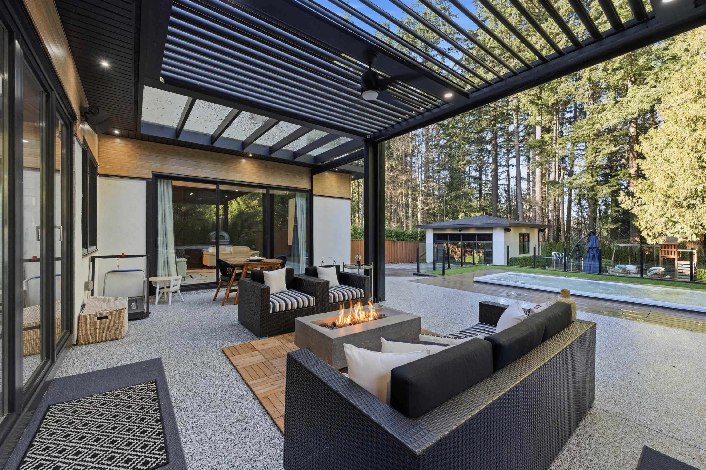 13125 24 Avenue, Surrey, BC