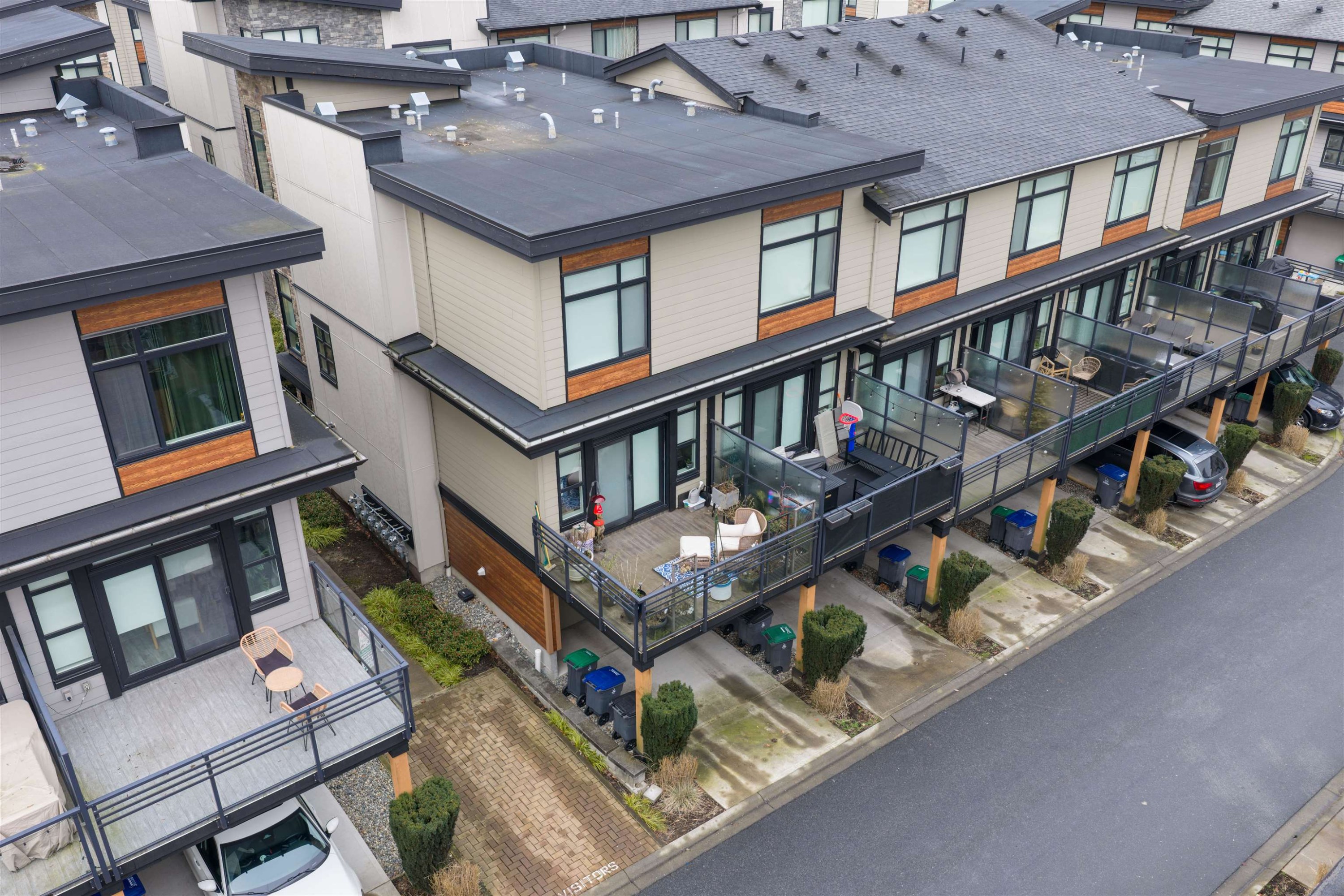 95-16488 64 Avenue, Surrey, BC