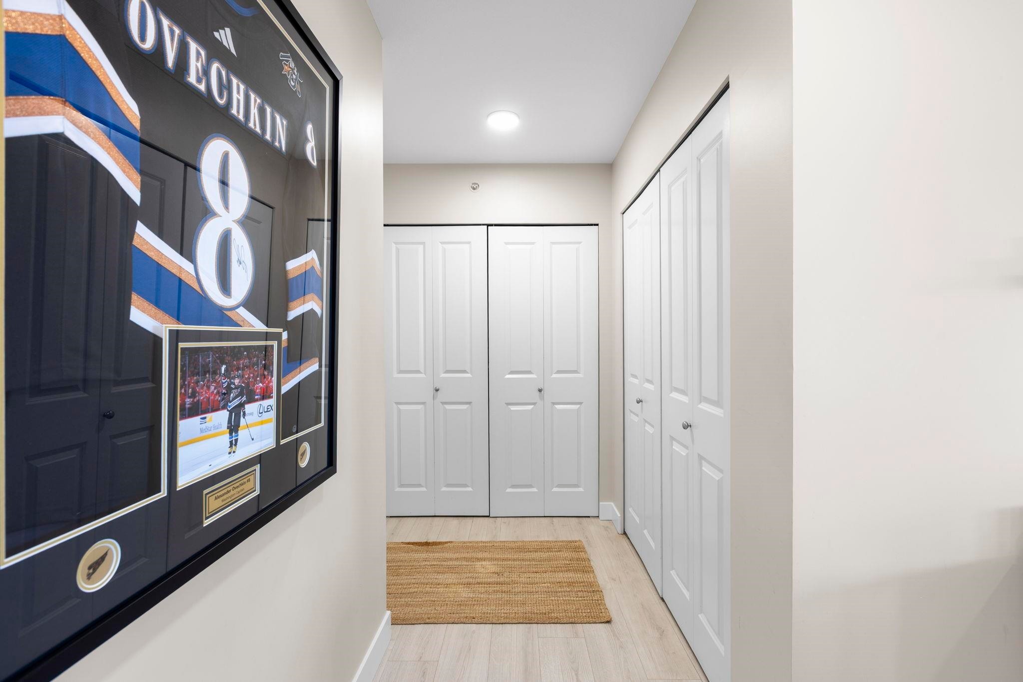 404-15785 Croydon Drive, Surrey, BC