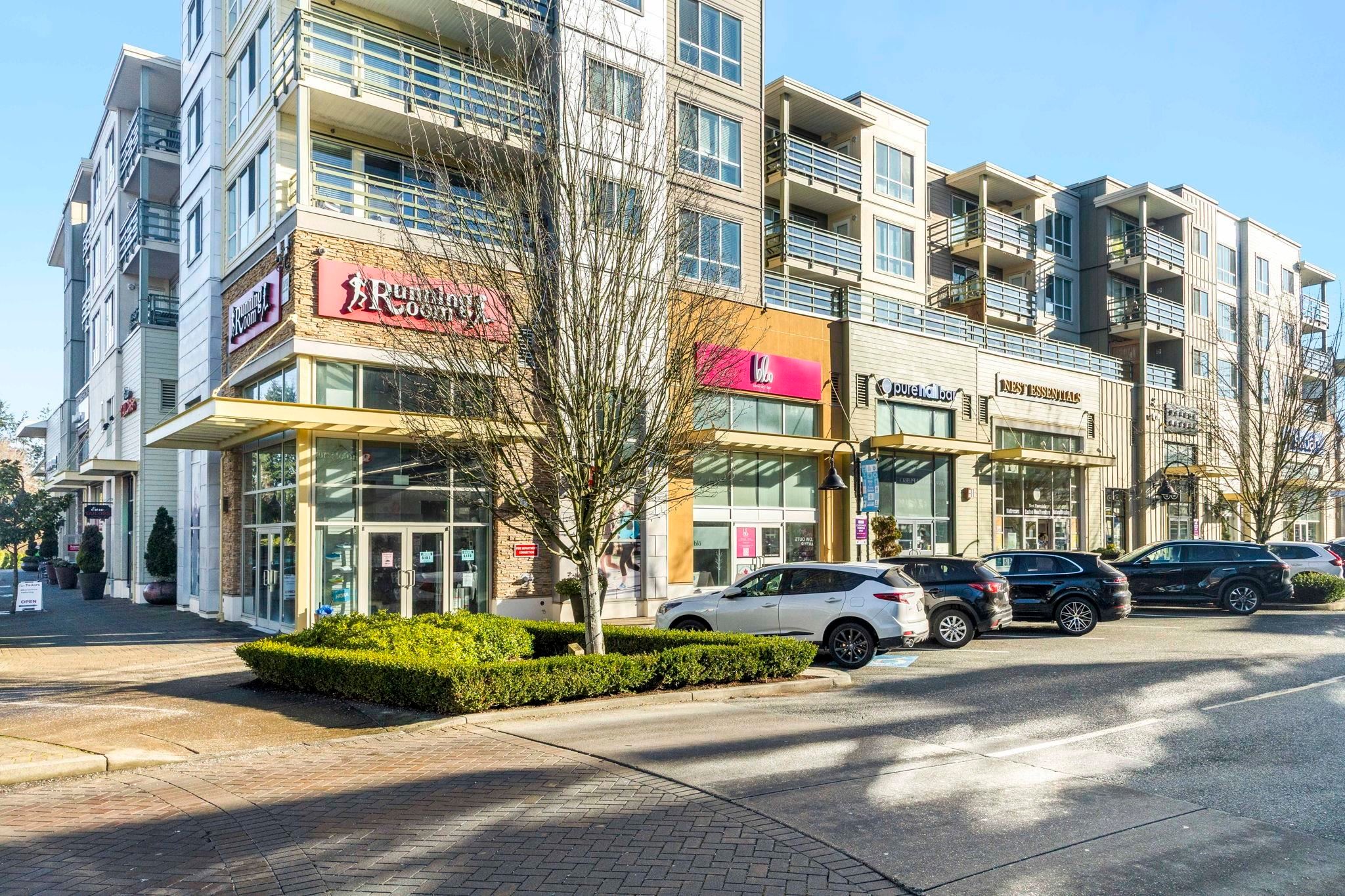 404-15785 Croydon Drive, Surrey, BC