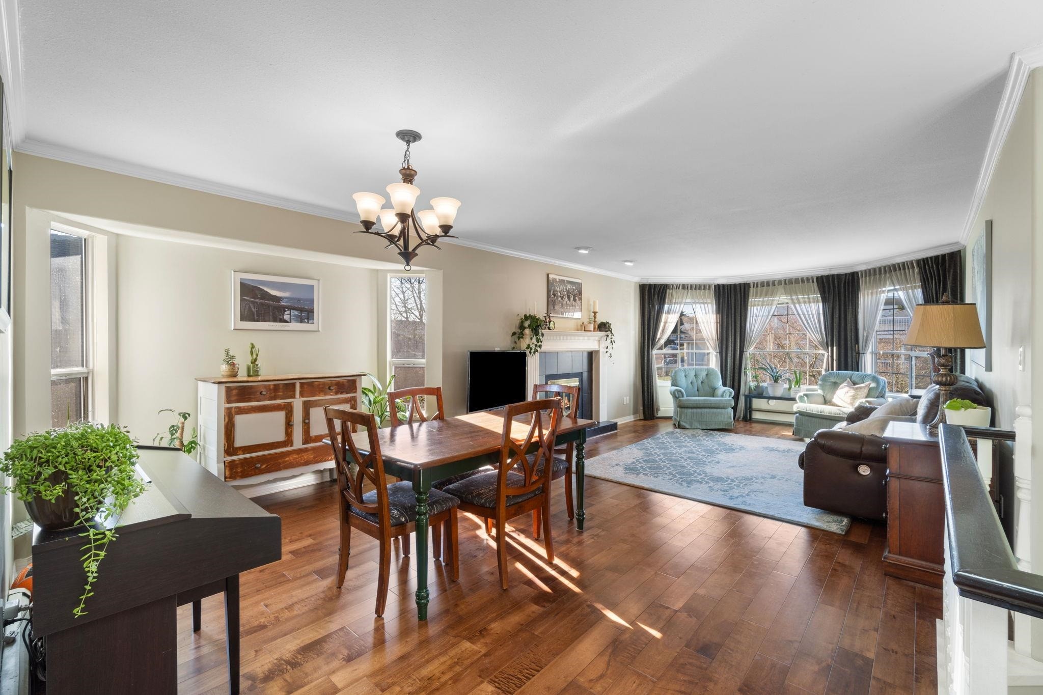 6018 189A Street, Surrey, BC