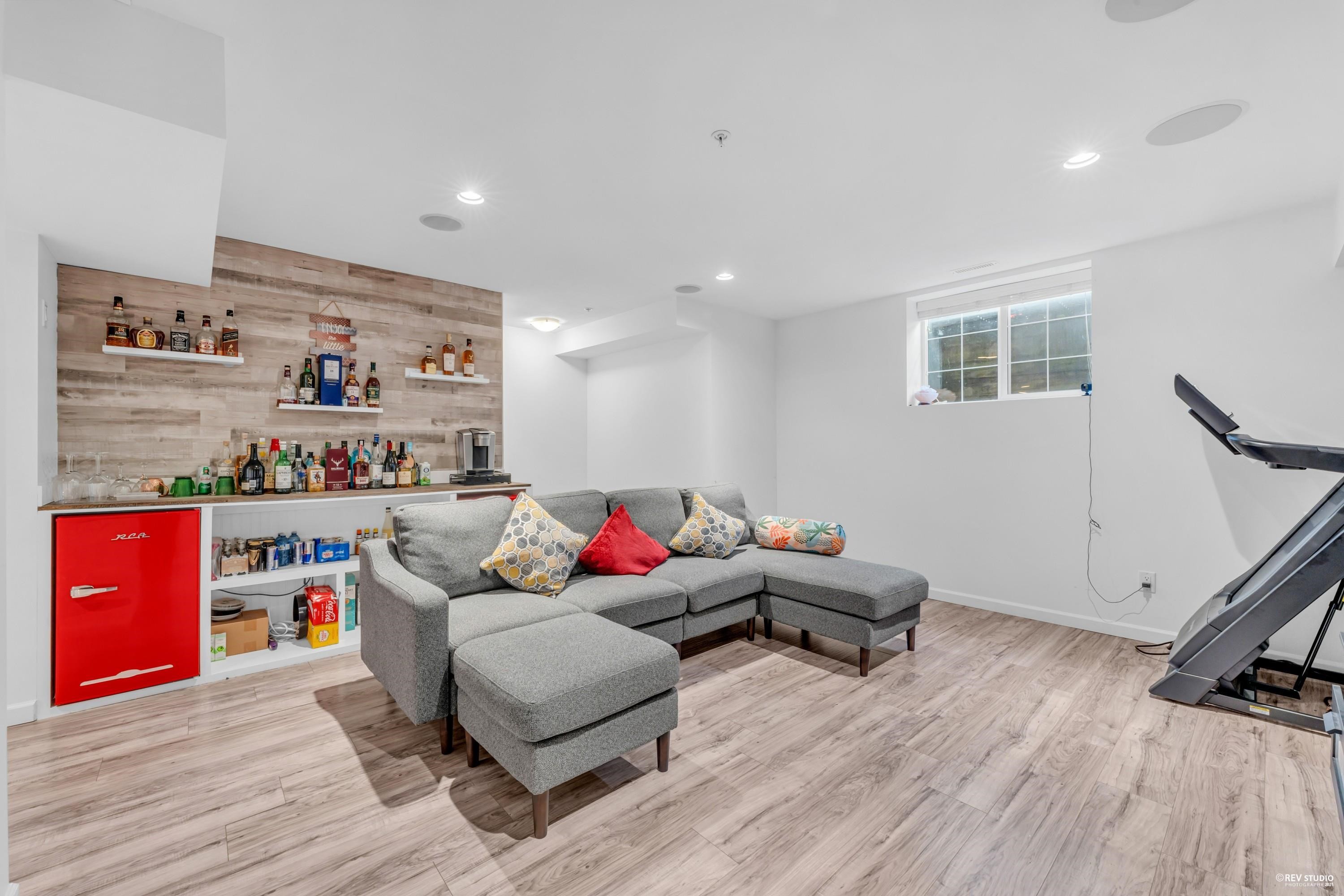 6956 208 Street, Langley, BC