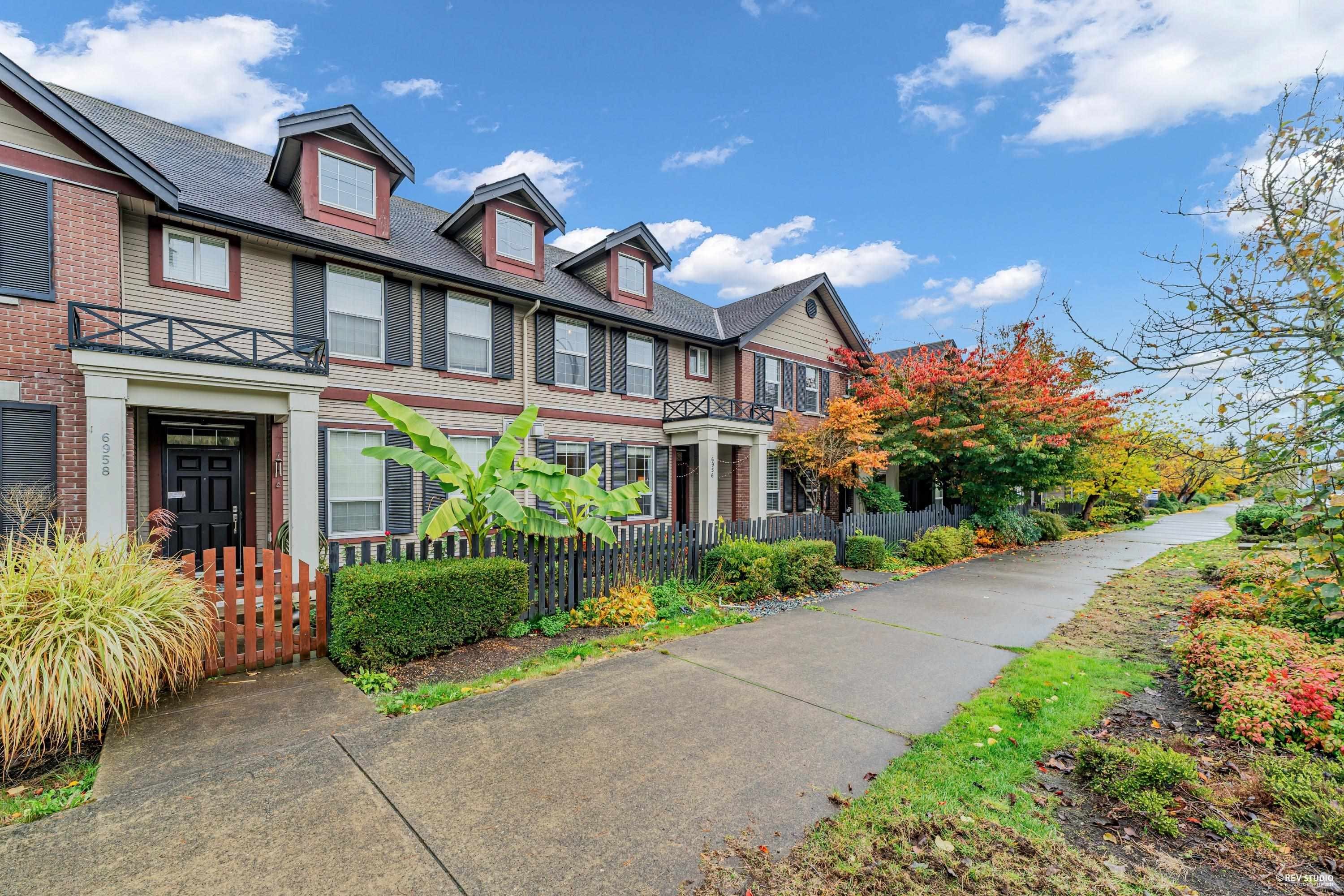 6956 208 Street, Langley, BC