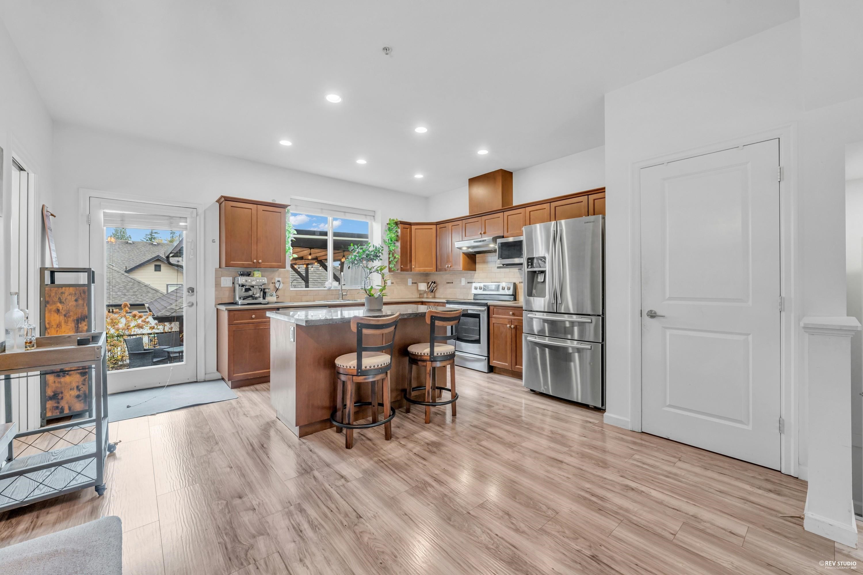 6956 208 Street, Langley, BC